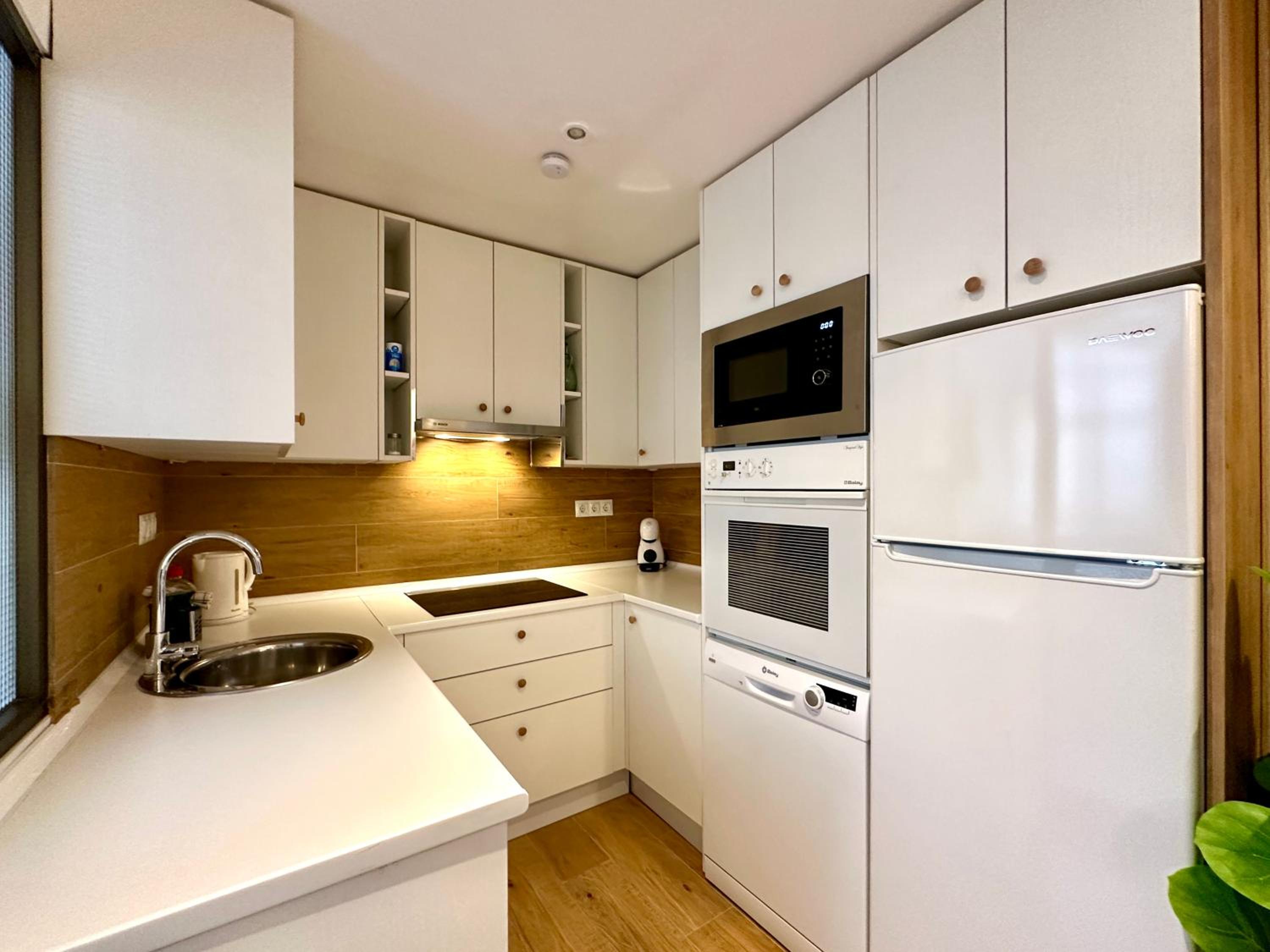 Apartamento Dalmases con Parking Gratis - Hermosas Vistas a Sierra Nevada