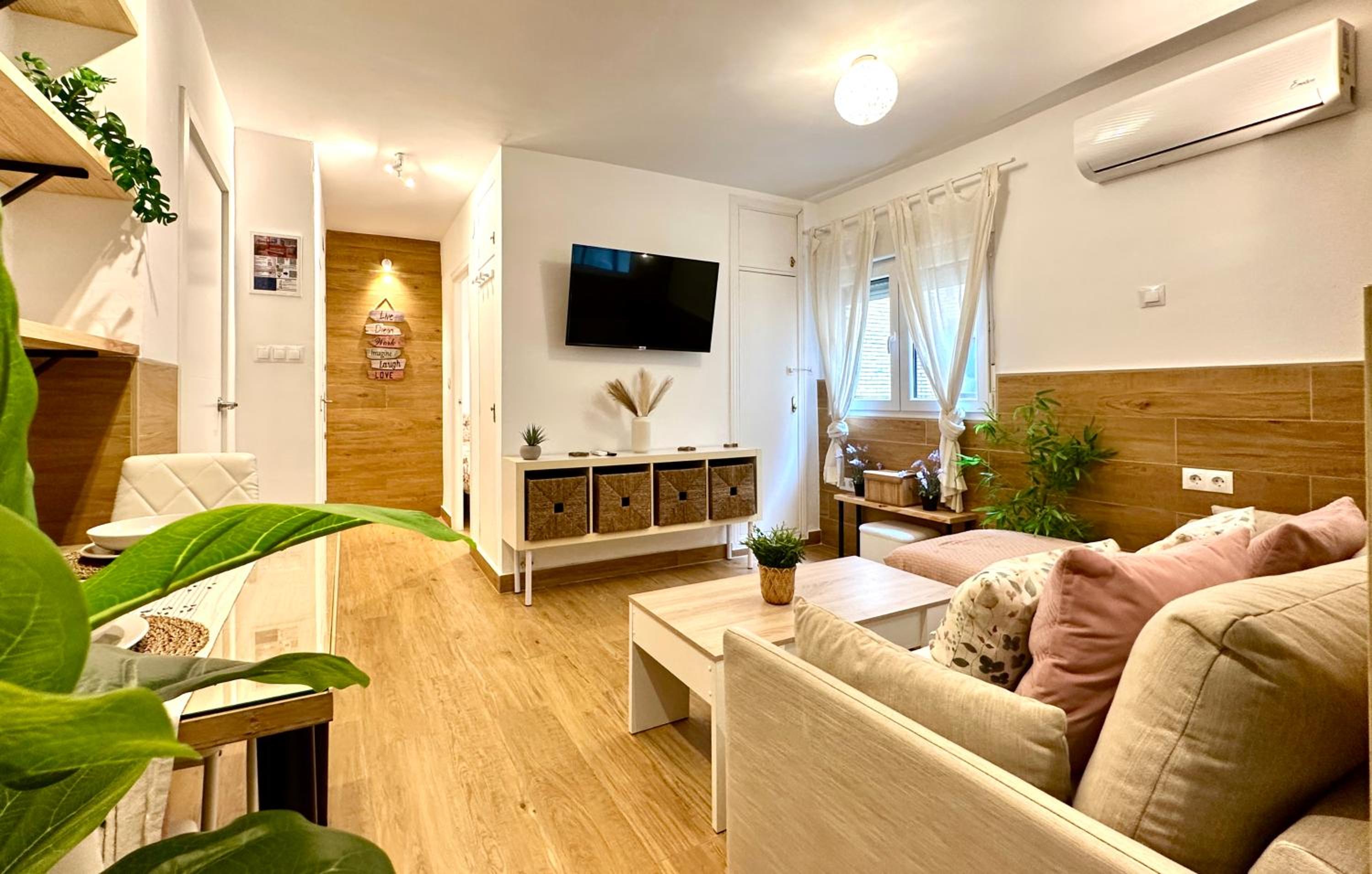 Apartamento Dalmases con Parking Gratis - Hermosas Vistas a Sierra Nevada
