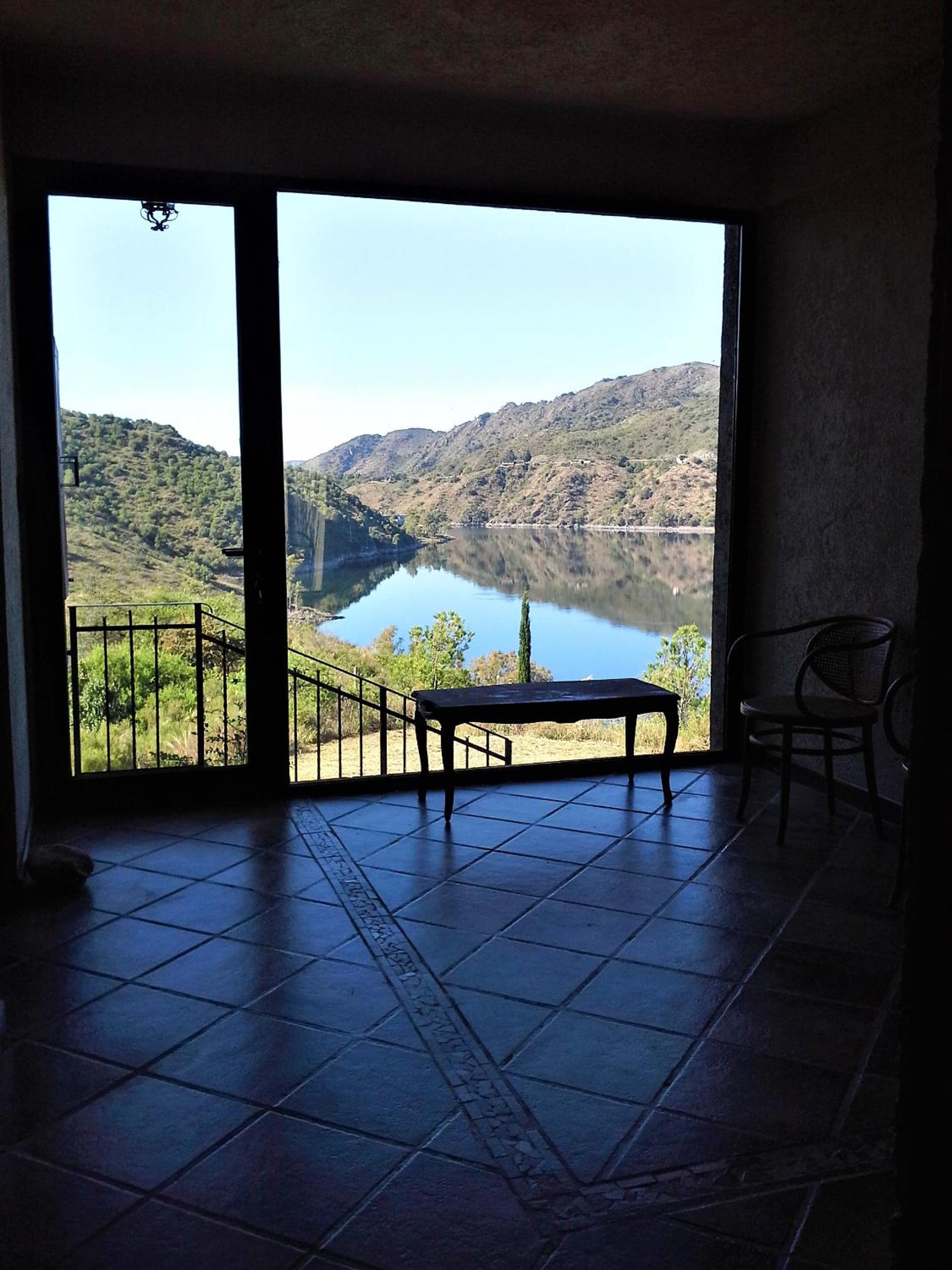 Peperina Lago Los Molinos
