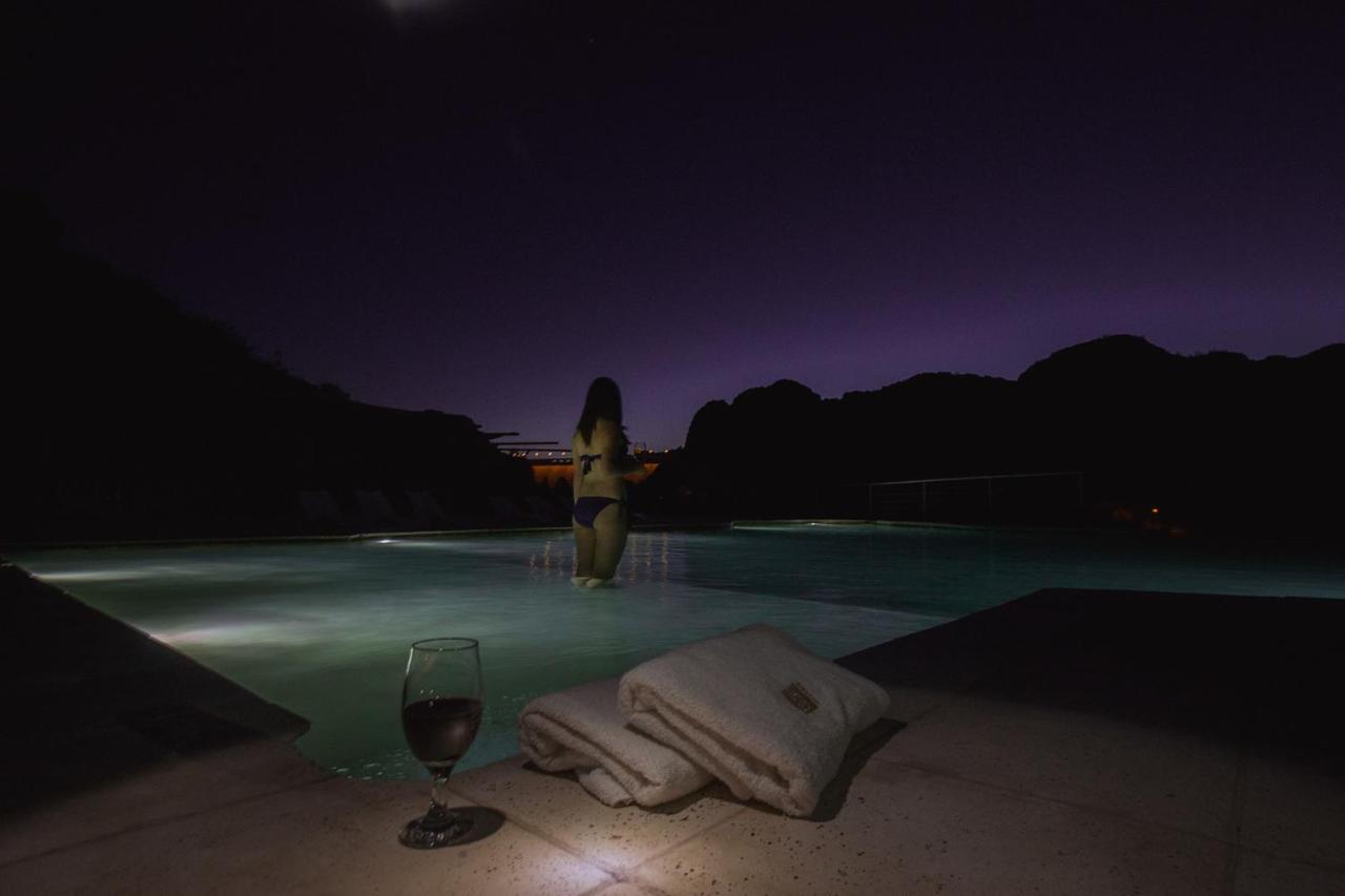 Bosque Divino Cabañas & Suites