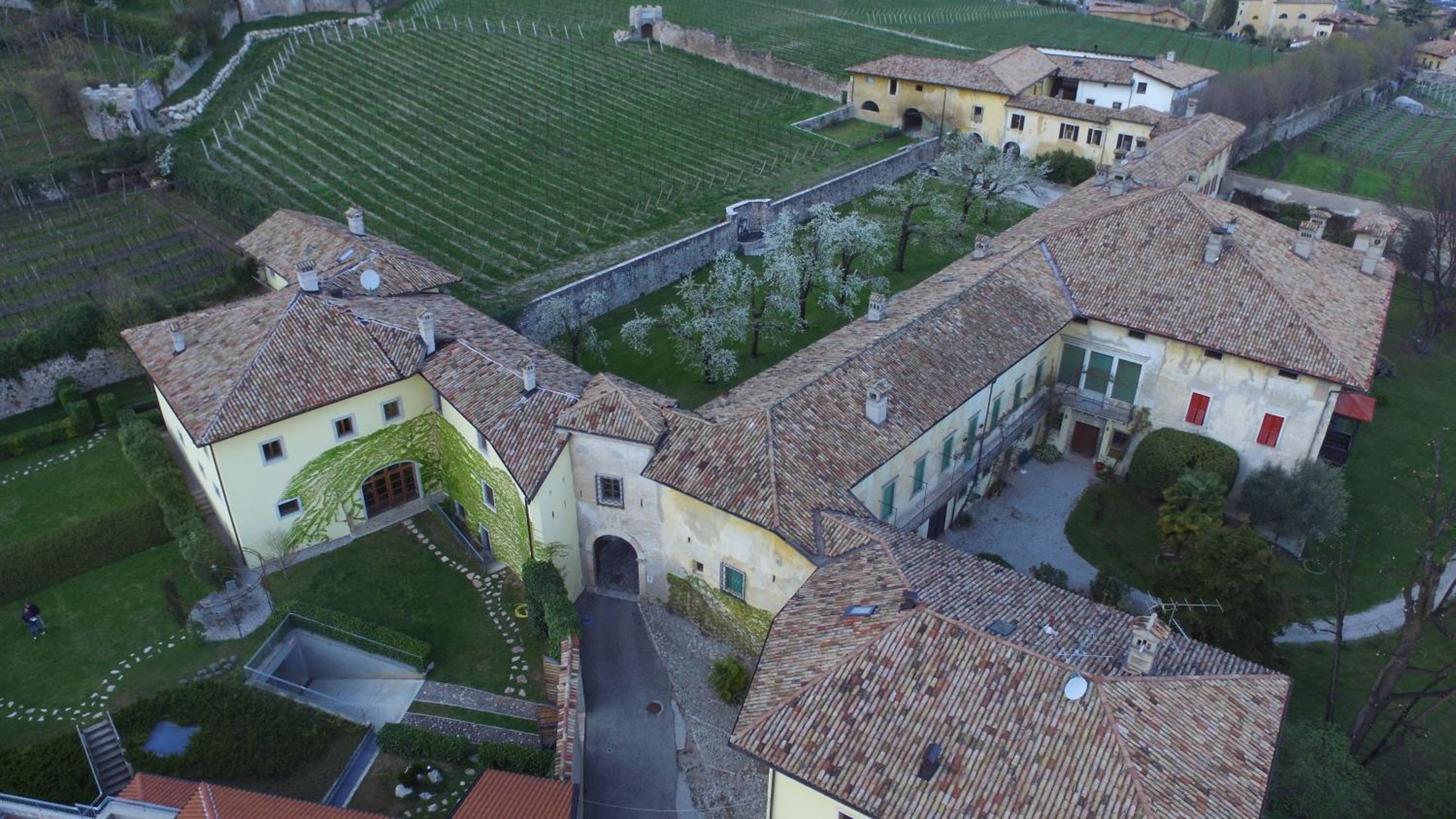 Relais Palazzo Lodron view 5
