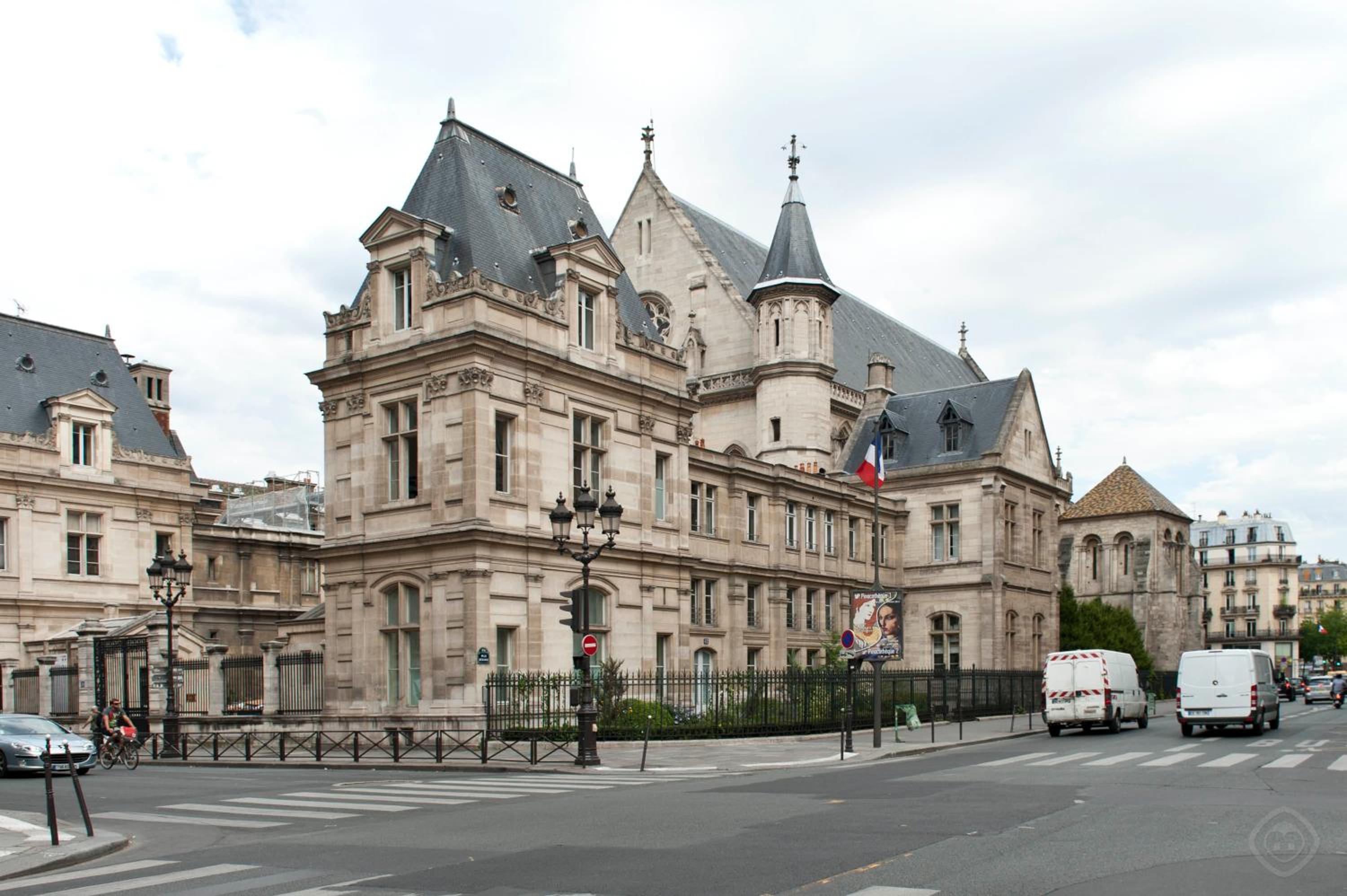 Temple Apartments Paris