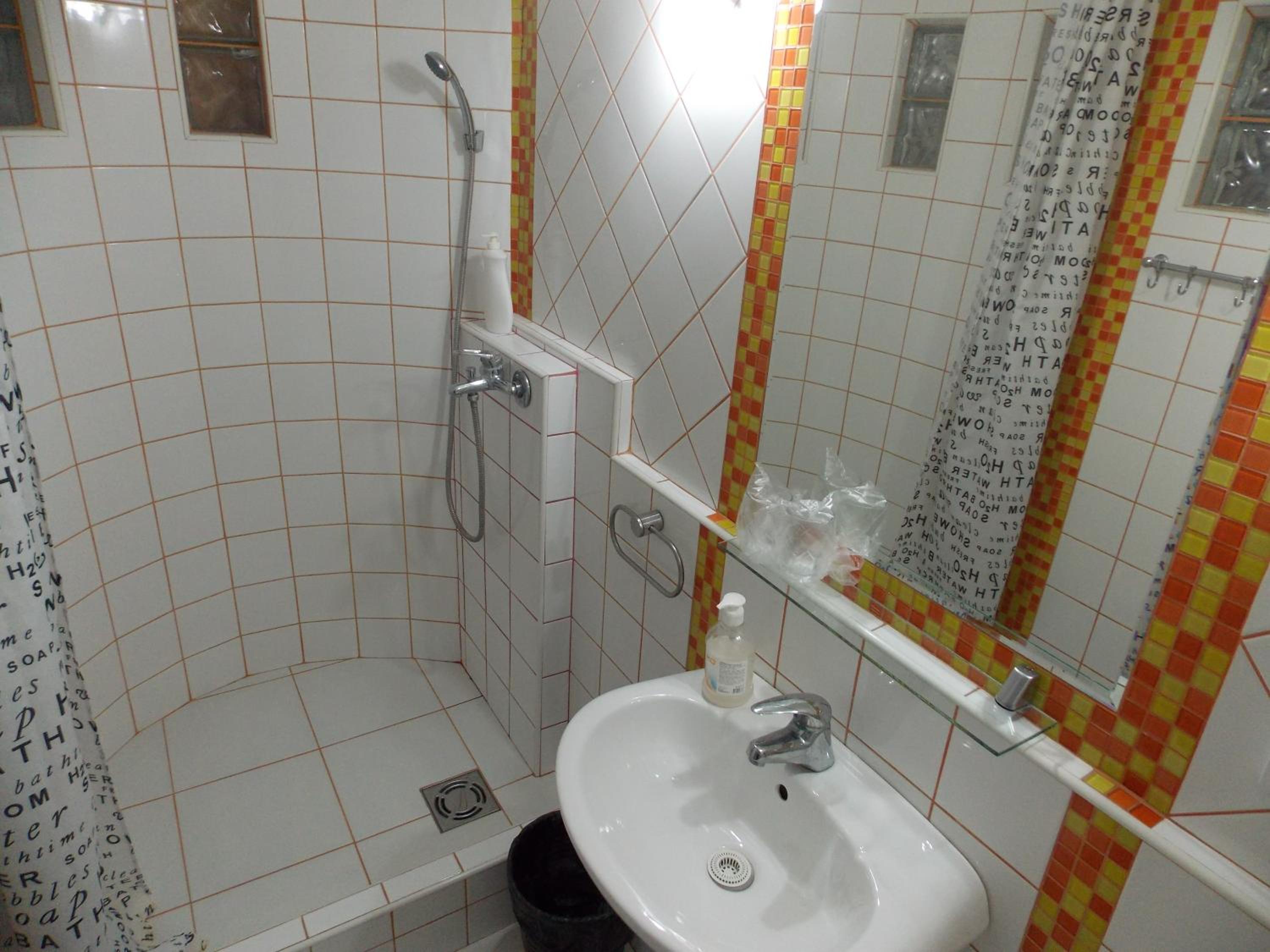 Photo 27