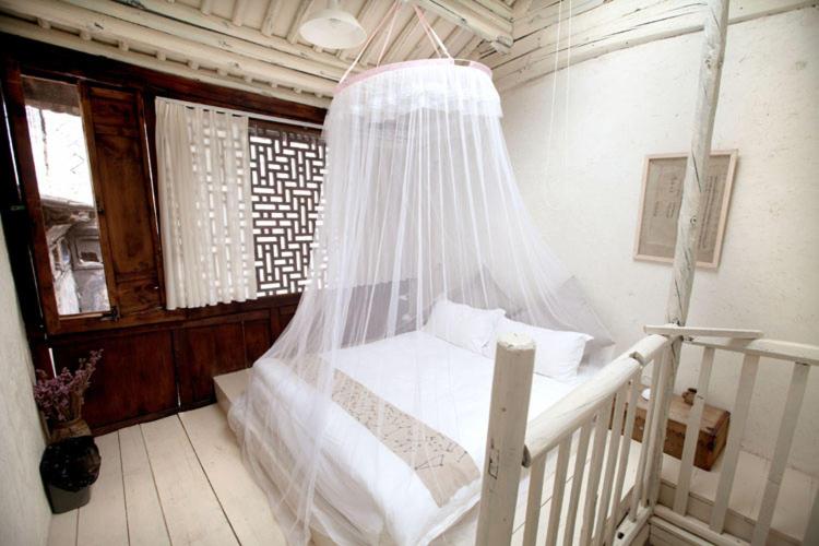 DaLi Xizhou Ji Yi Si Guest House