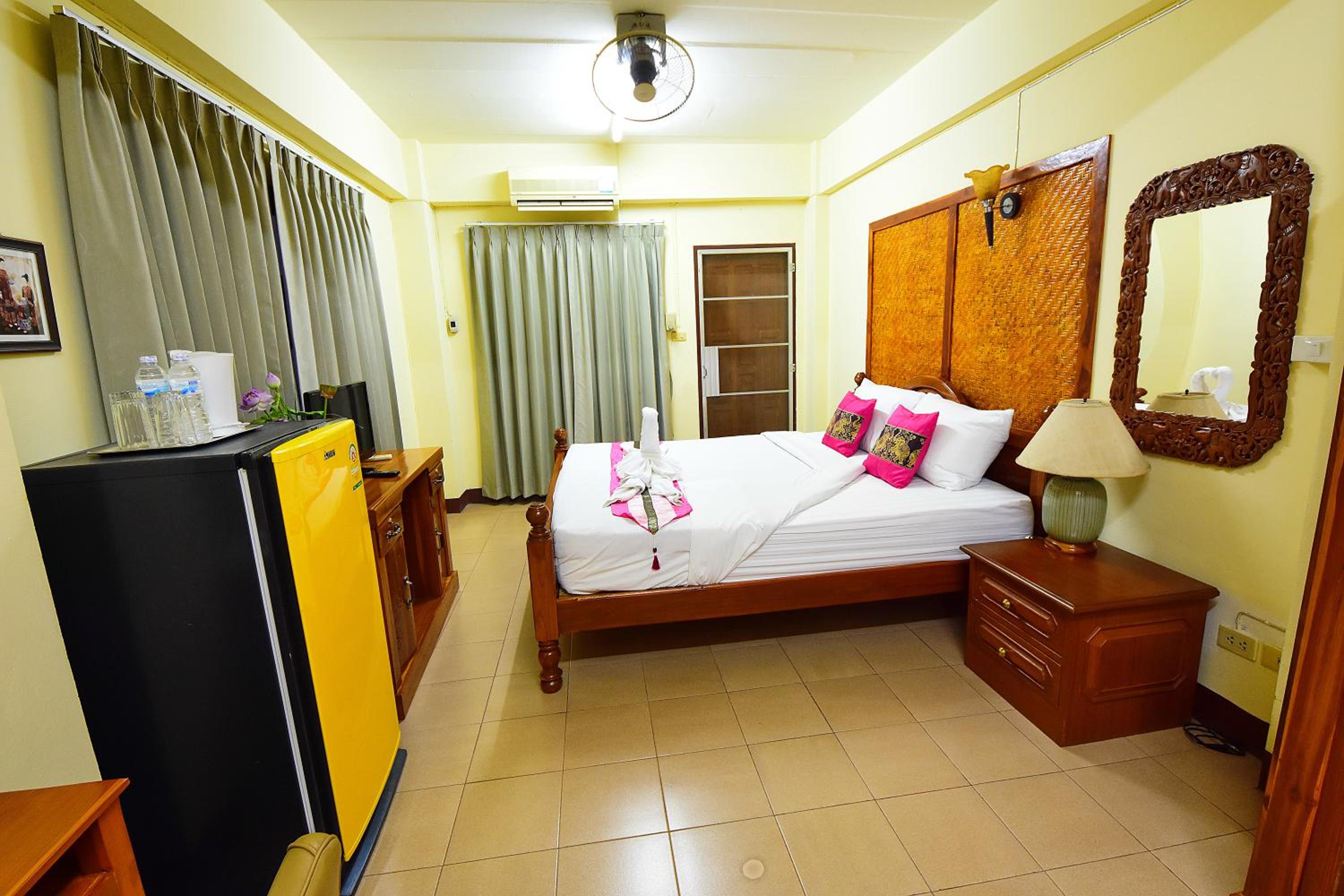 Saithong House
