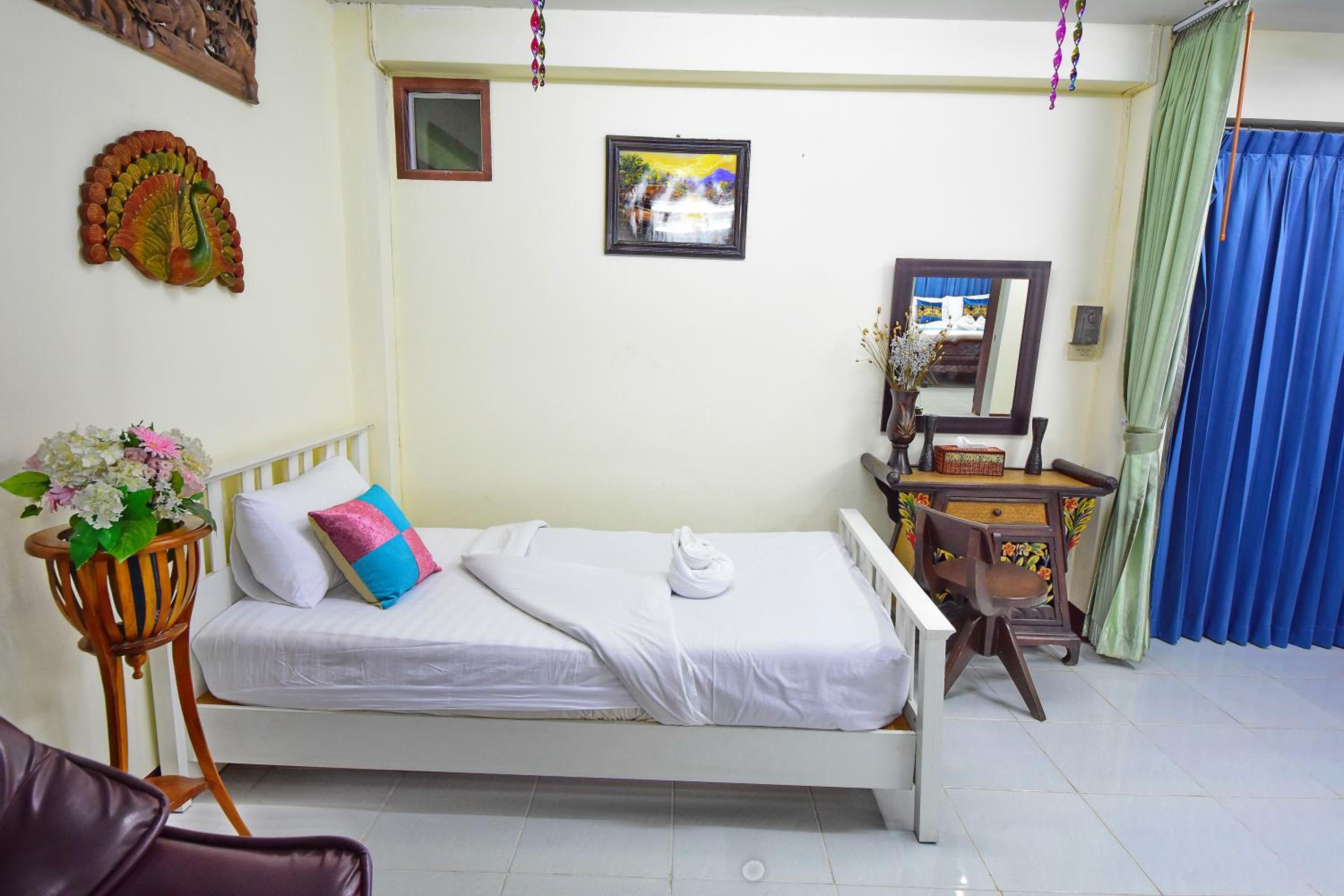 Saithong House
