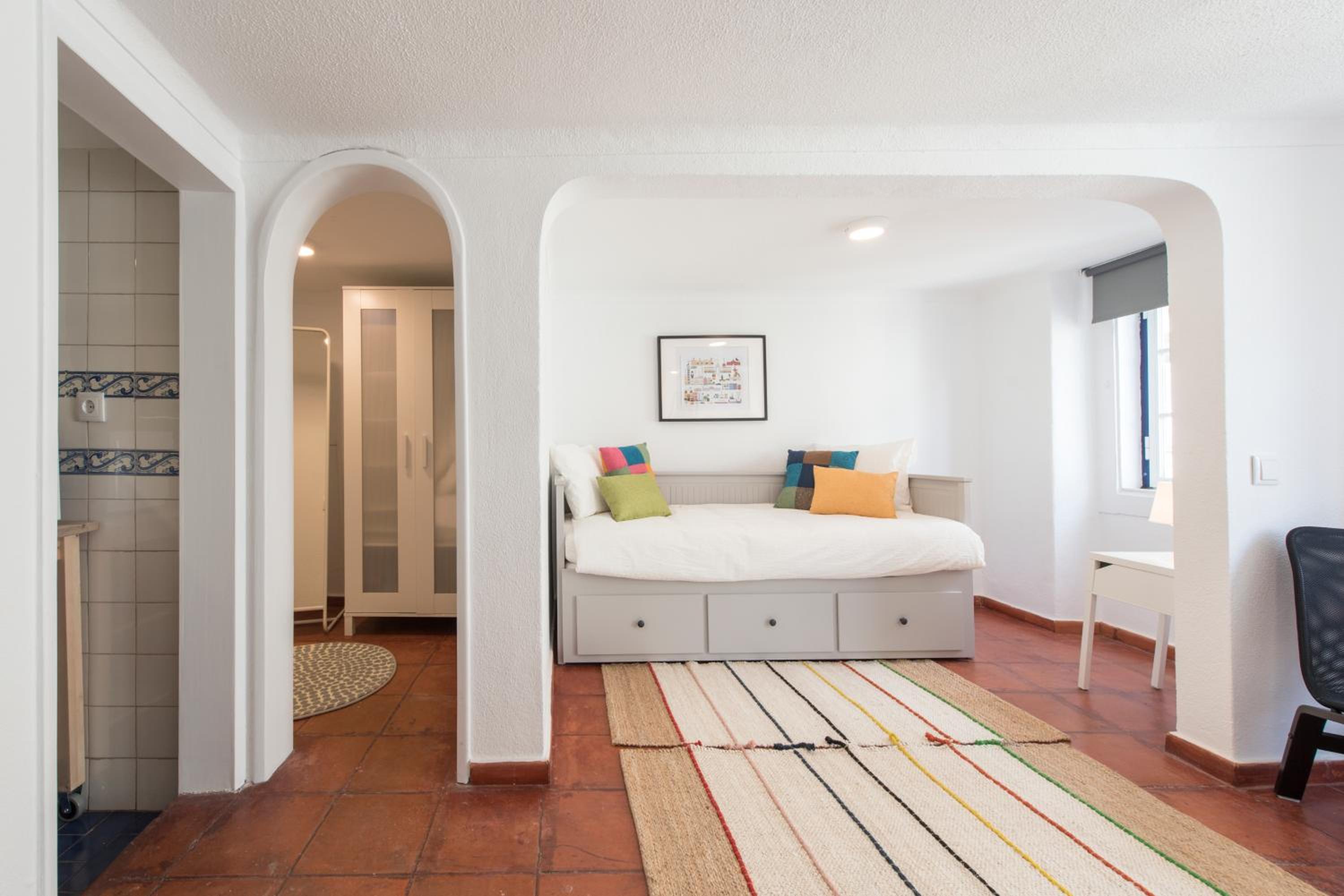 Cozy apartment in Bairro Alto I view 2
