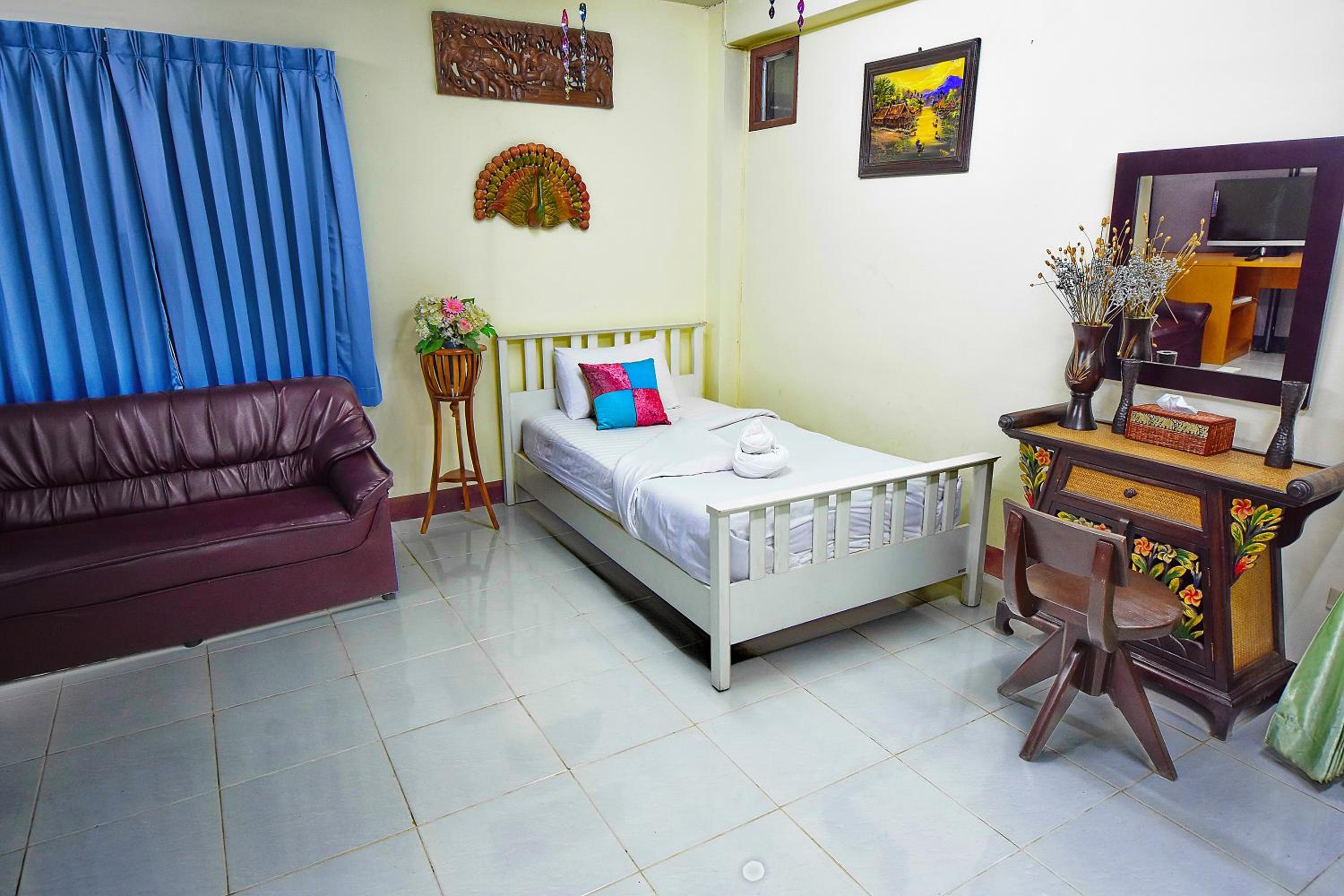 Saithong House