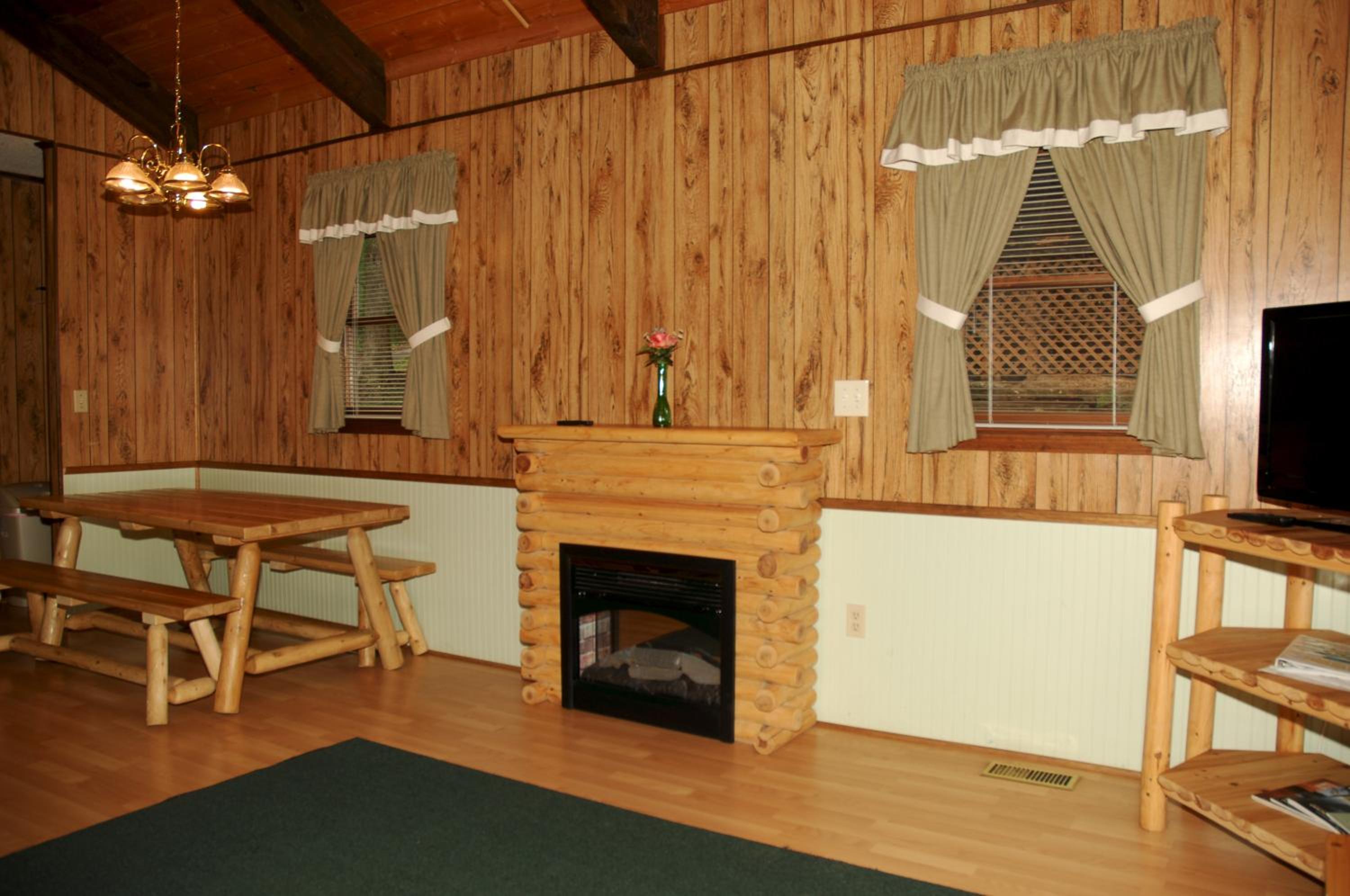 Carolina Landing Camping Resort Deluxe Cabin 6 view 4