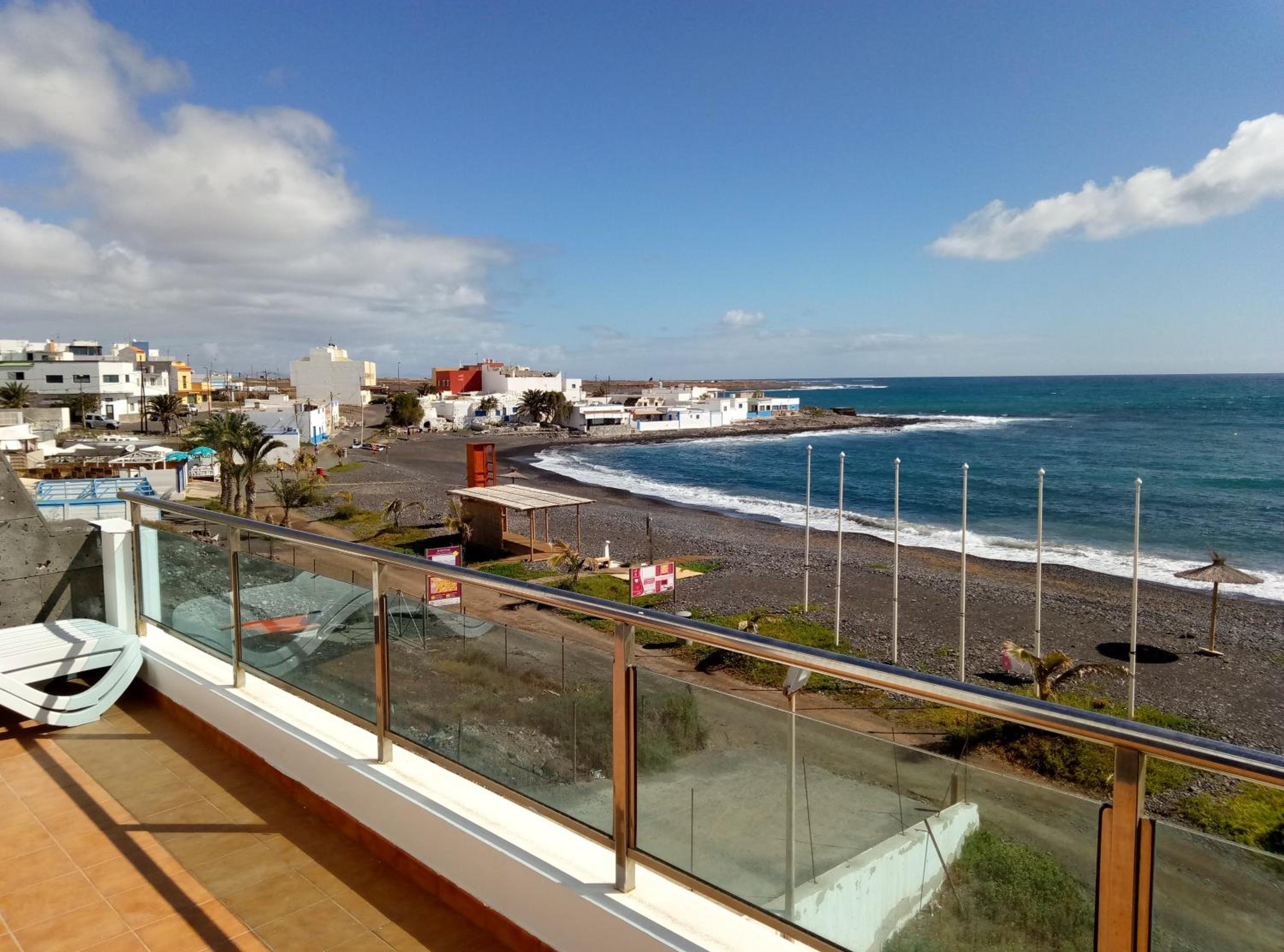 APARTAMENTO PRIMERA LÍNEA DE PLAYA view 3