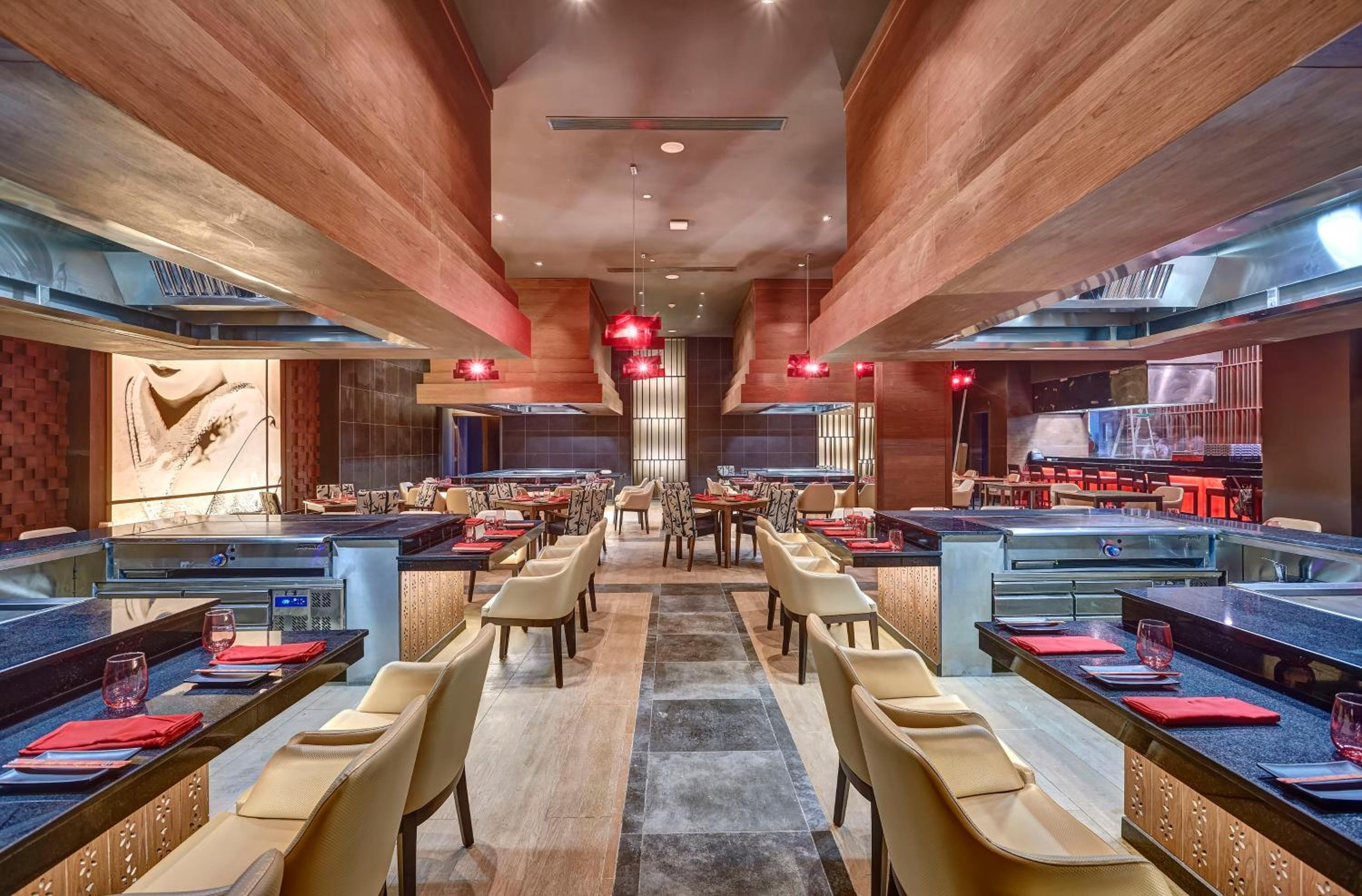 Jamaica Vacations - Royalton Negril, An Autograph Collection All-Inclusive Resort - Property Image 8