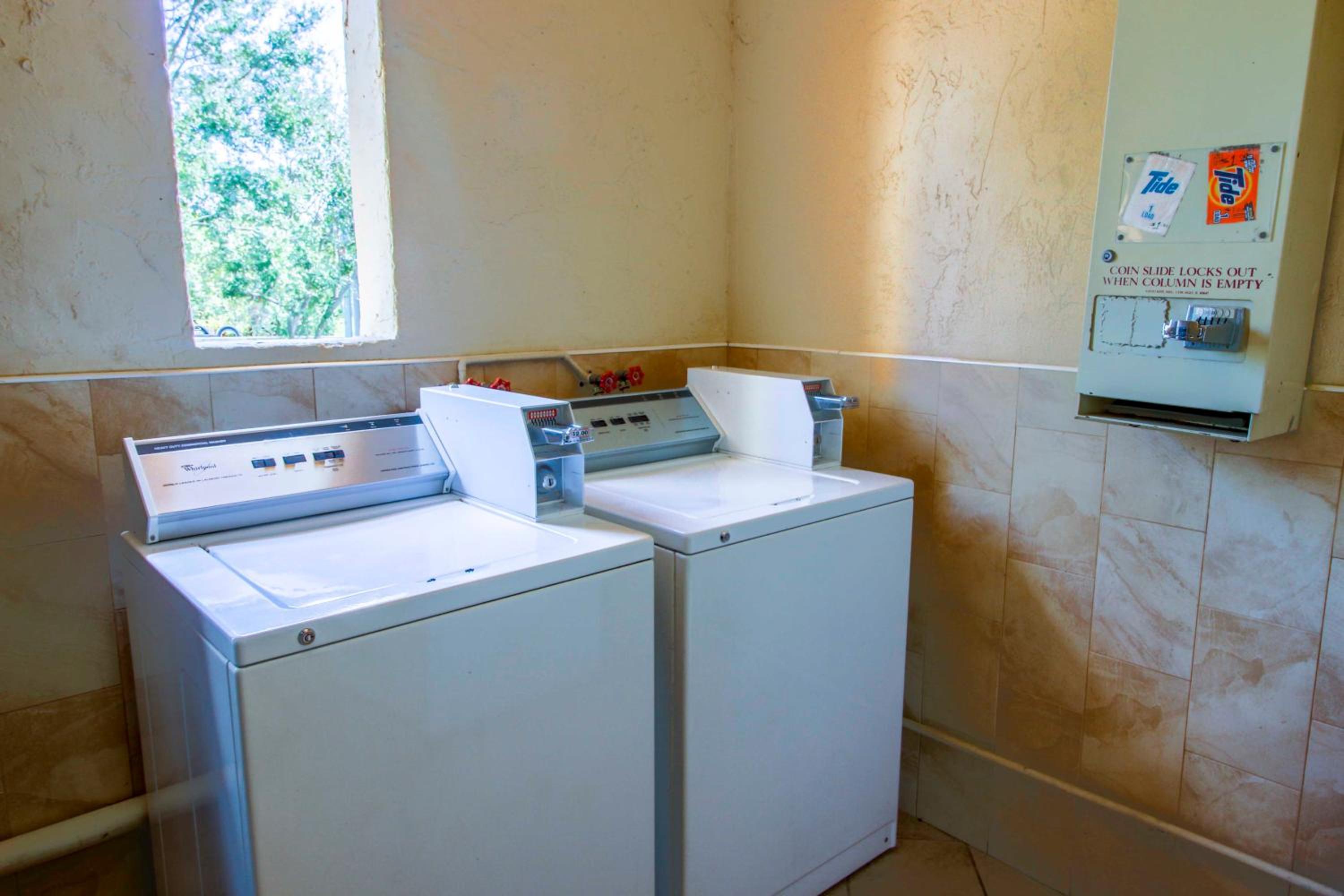 Inn of America - Property Image 8