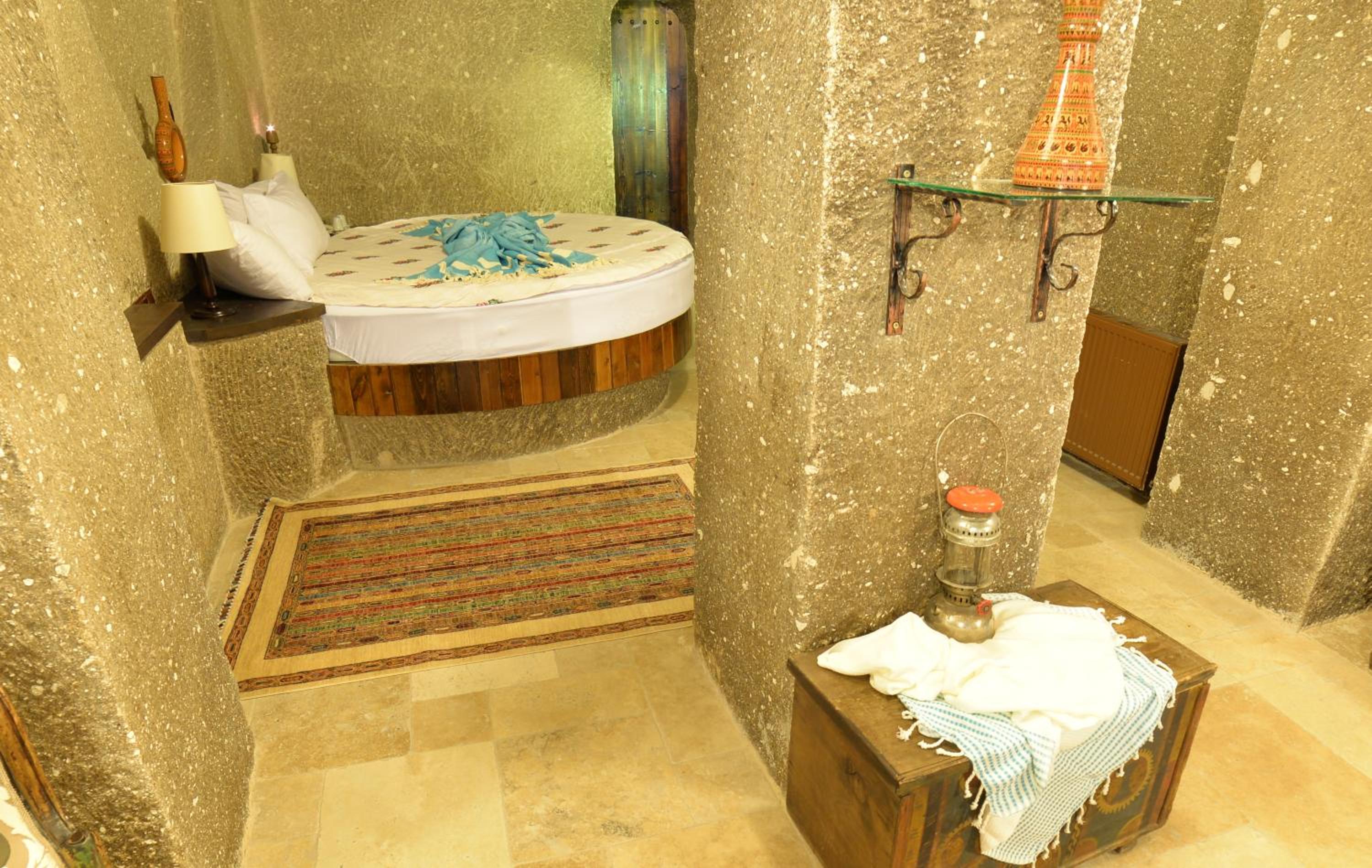 Grand Cave Suites - Image 32