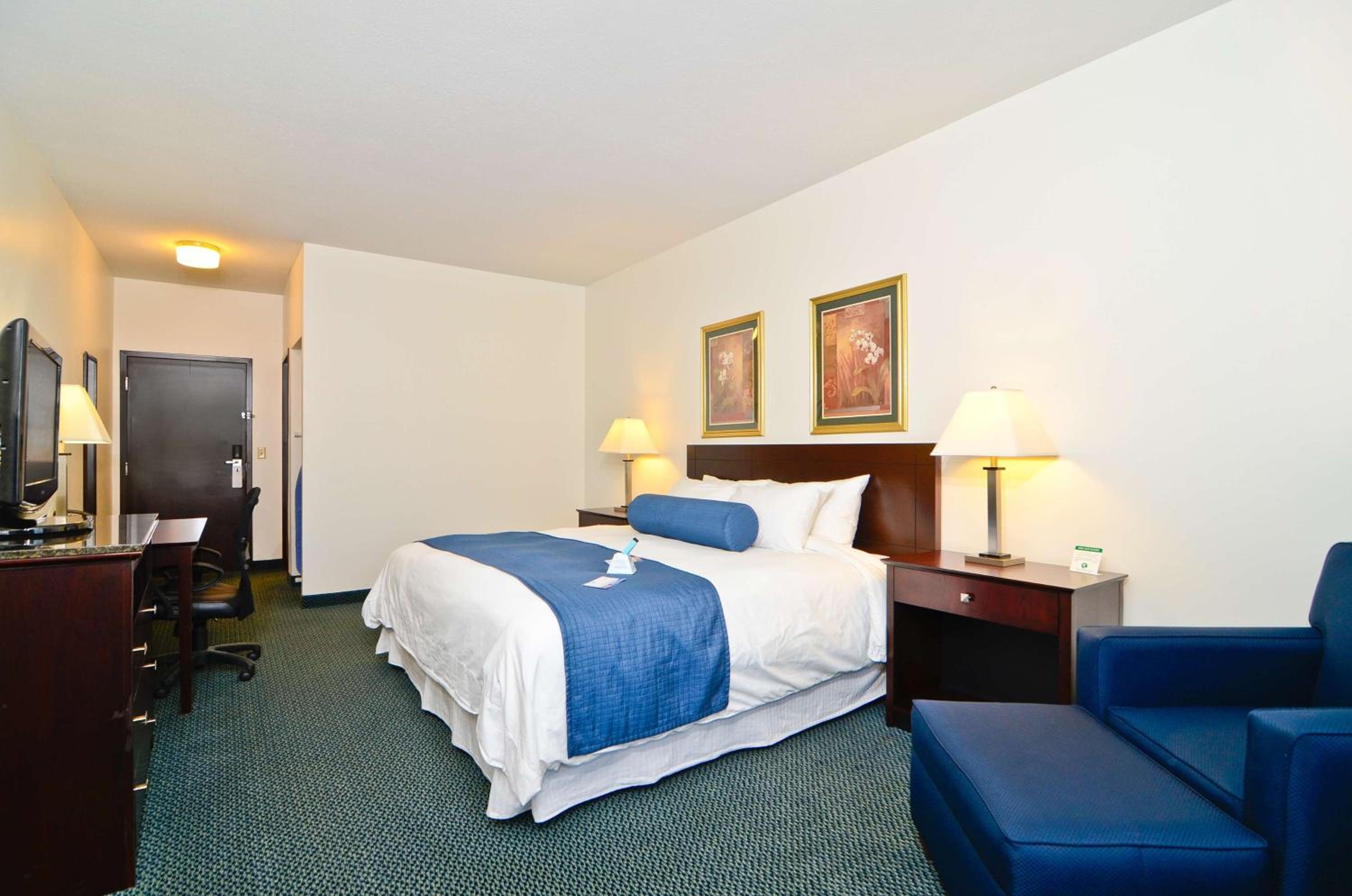 Best Western Plus Gas City - Property Image 26