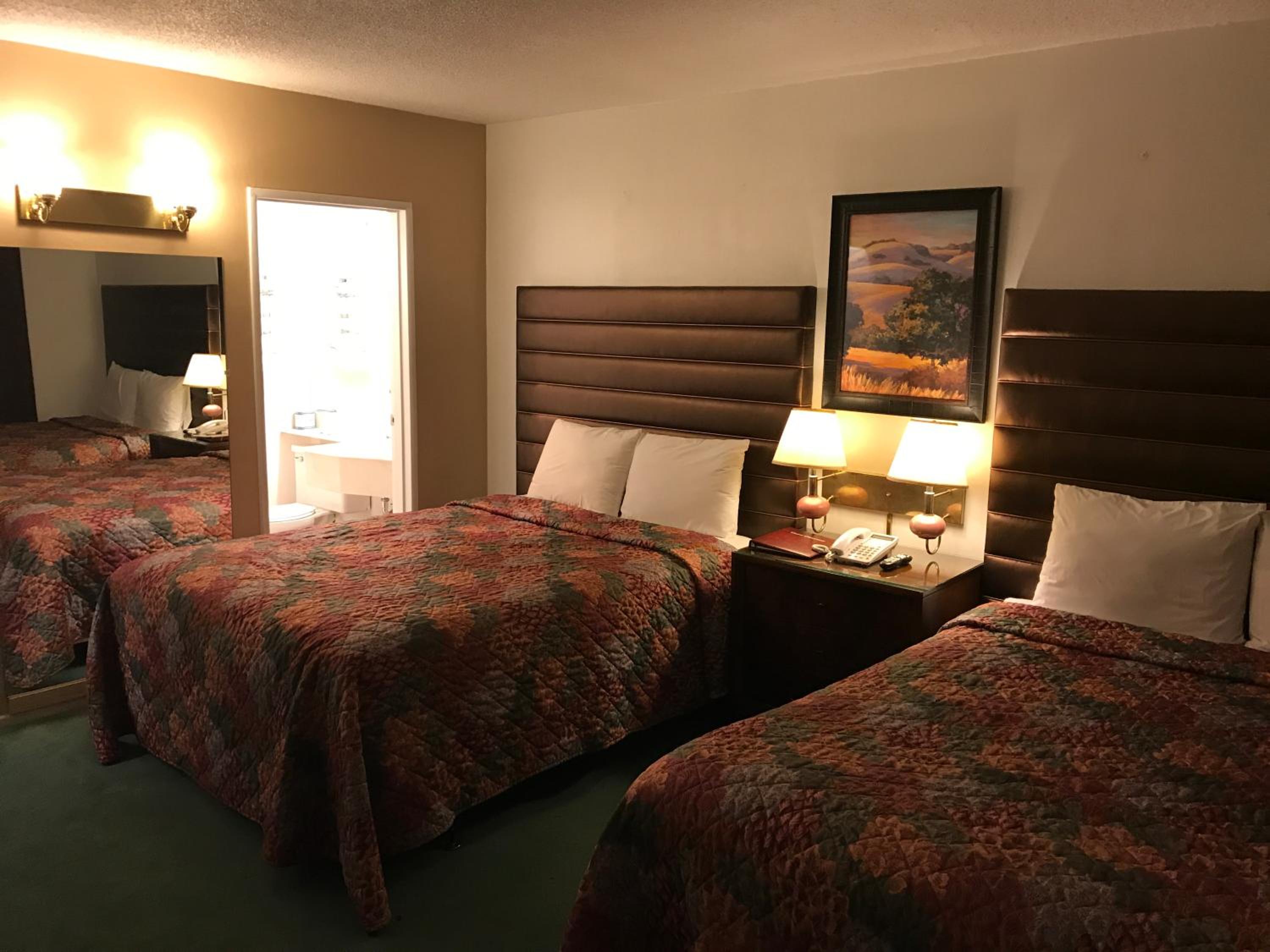 Discovery Inn