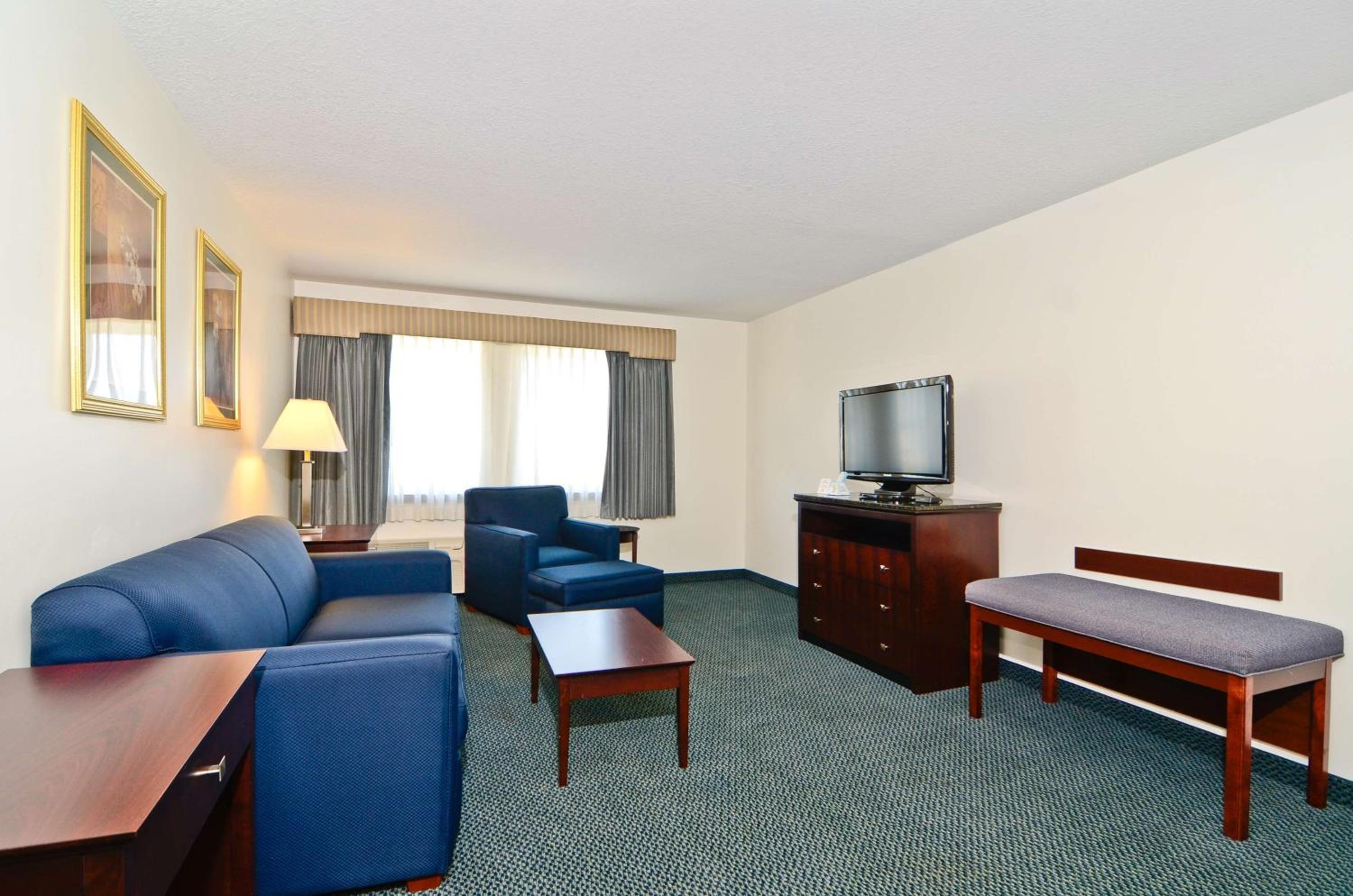 Best Western Plus Gas City - Property Image 33