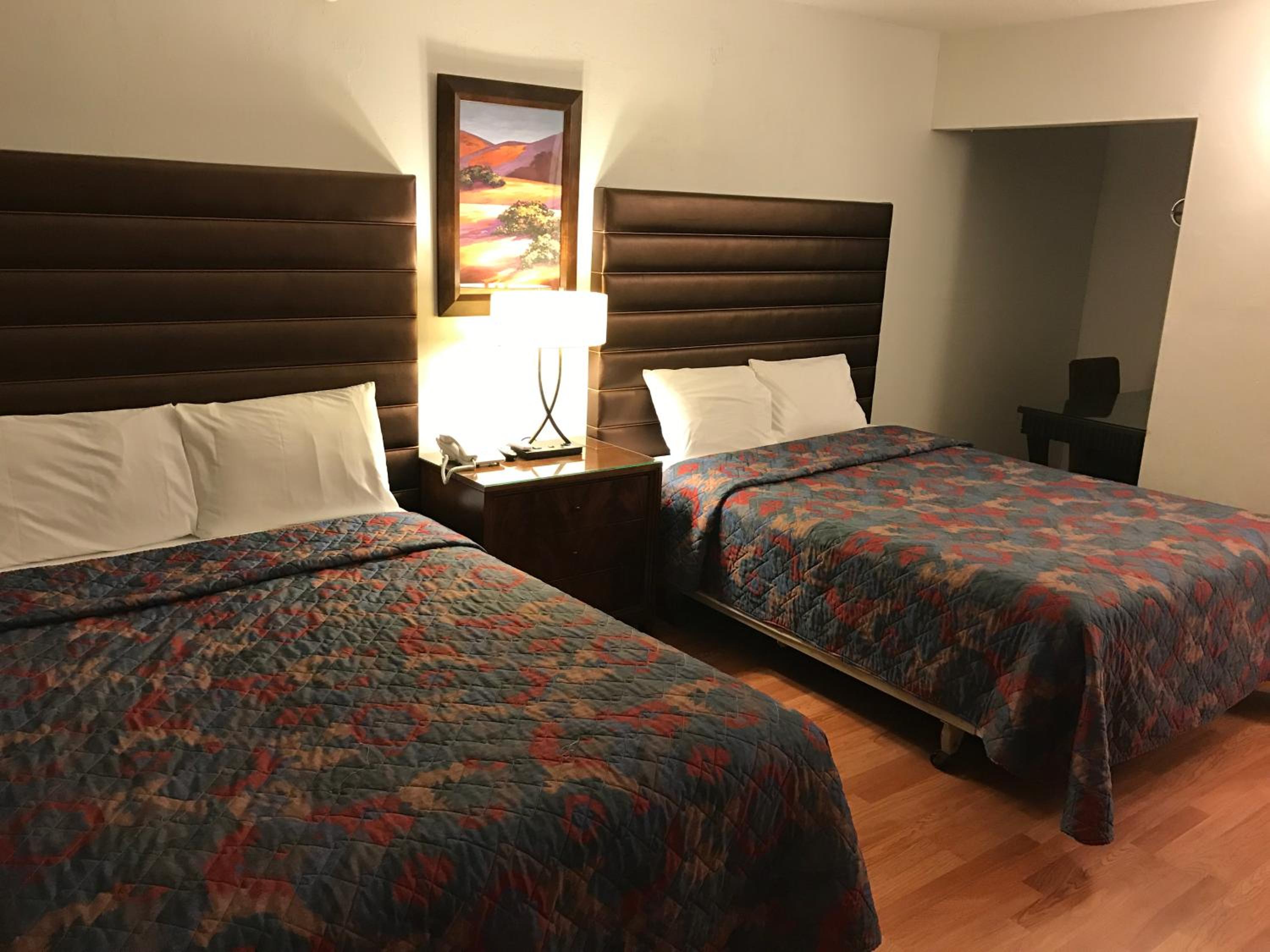 Discovery Inn