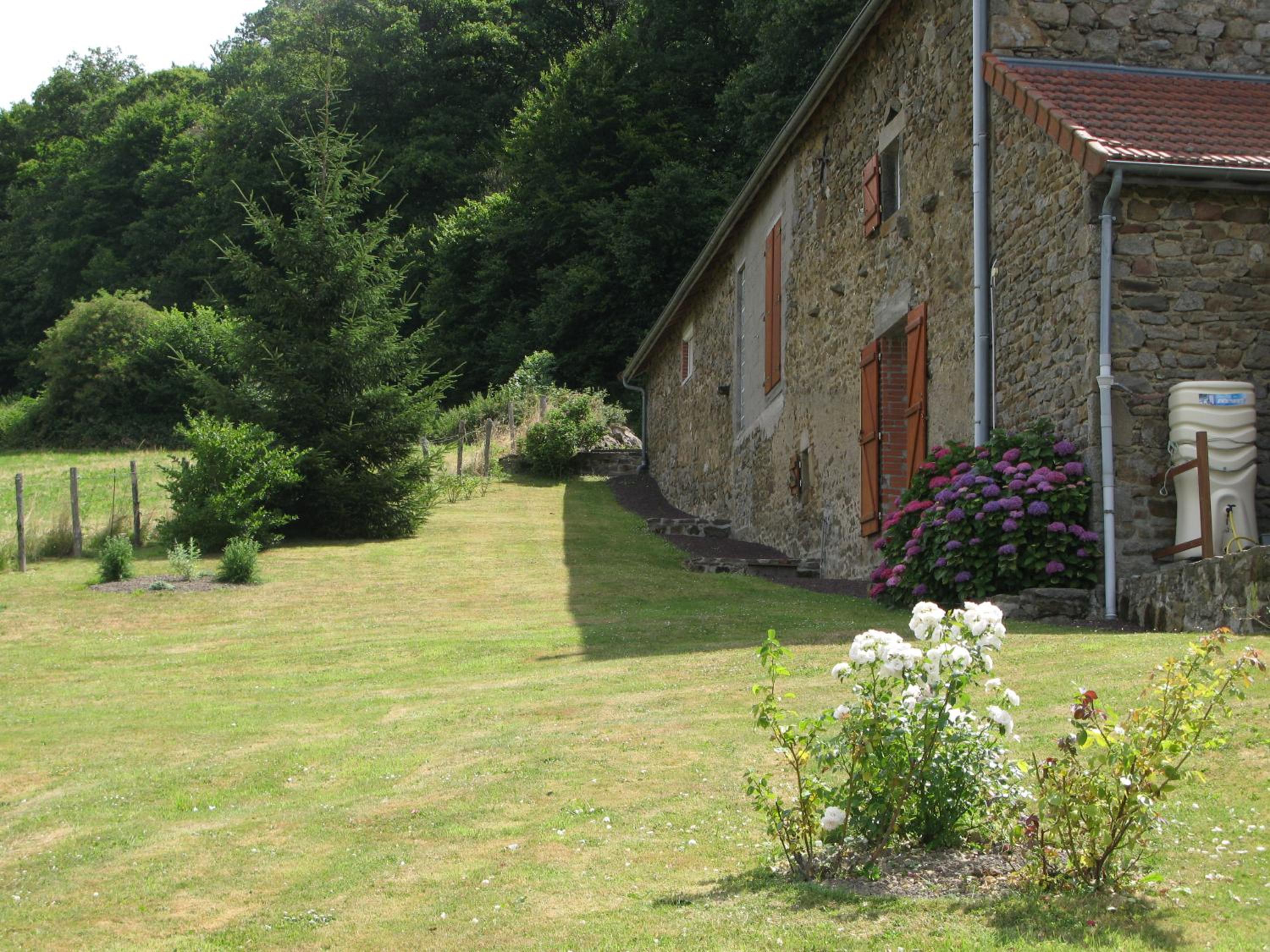 Le Peyroux view 3