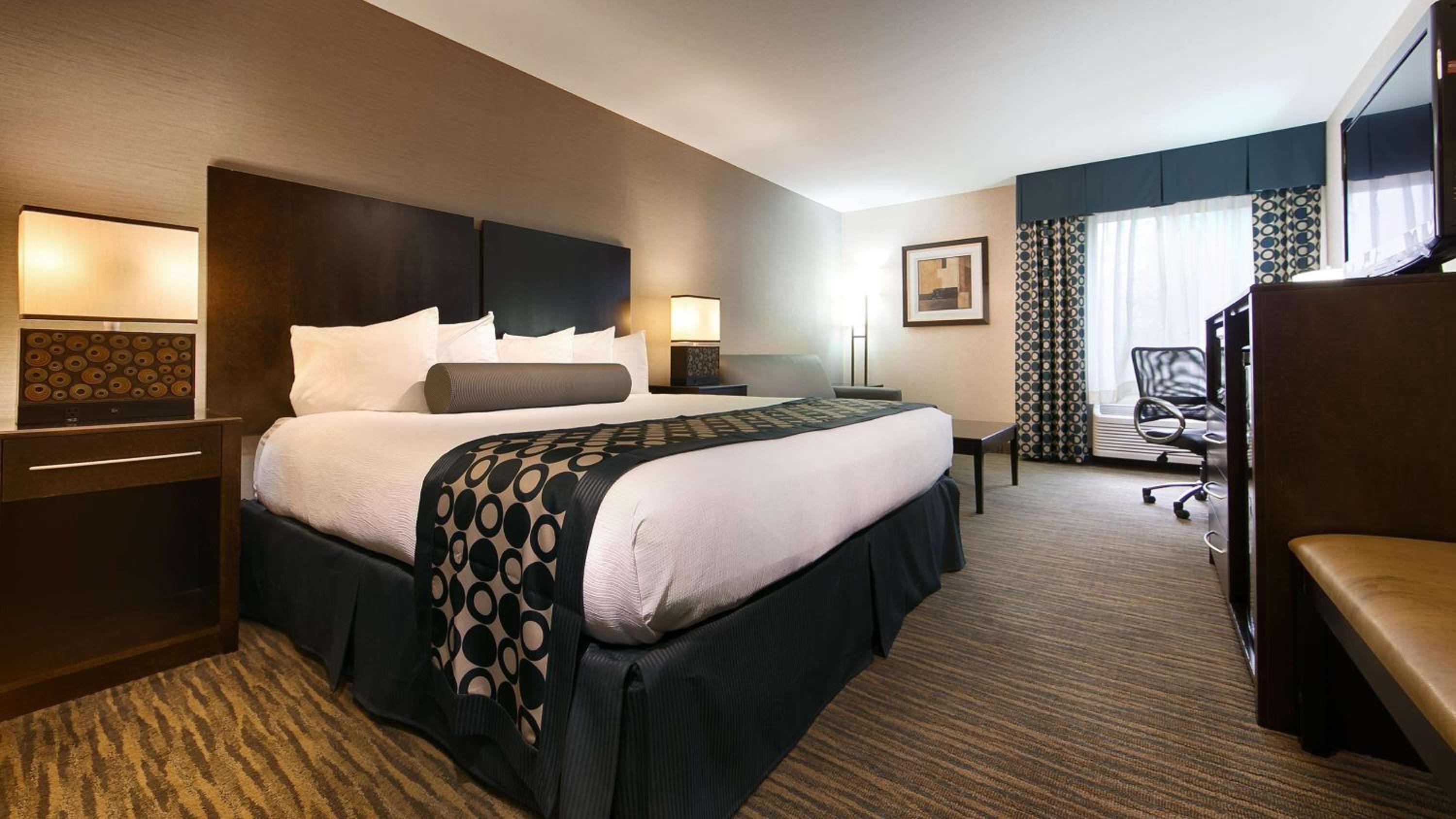 Coldwater Vacations - Best Western Plus Coldwater Hotel - Property Image 18