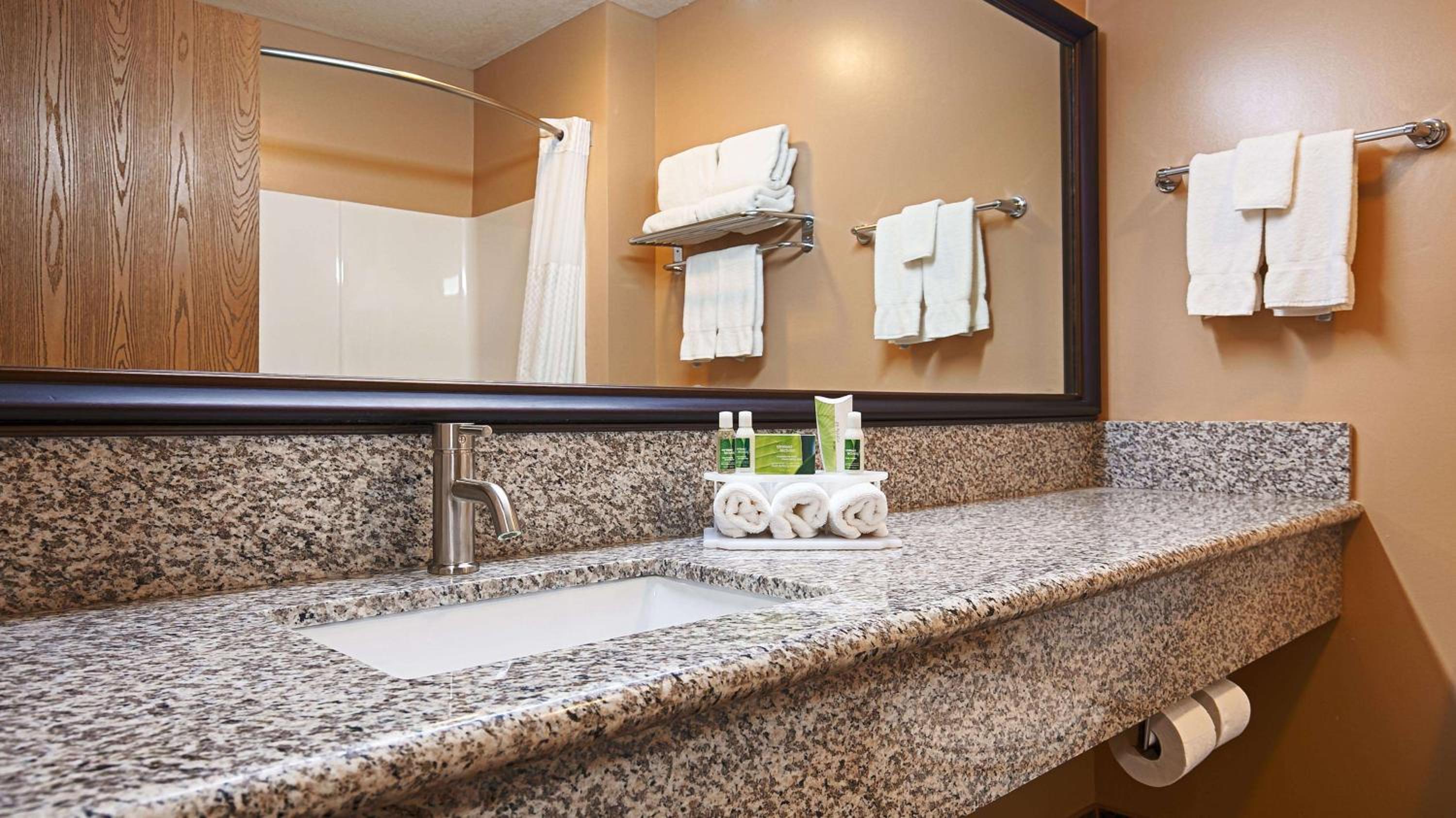 Coldwater Vacations - Best Western Plus Coldwater Hotel - Property Image 19