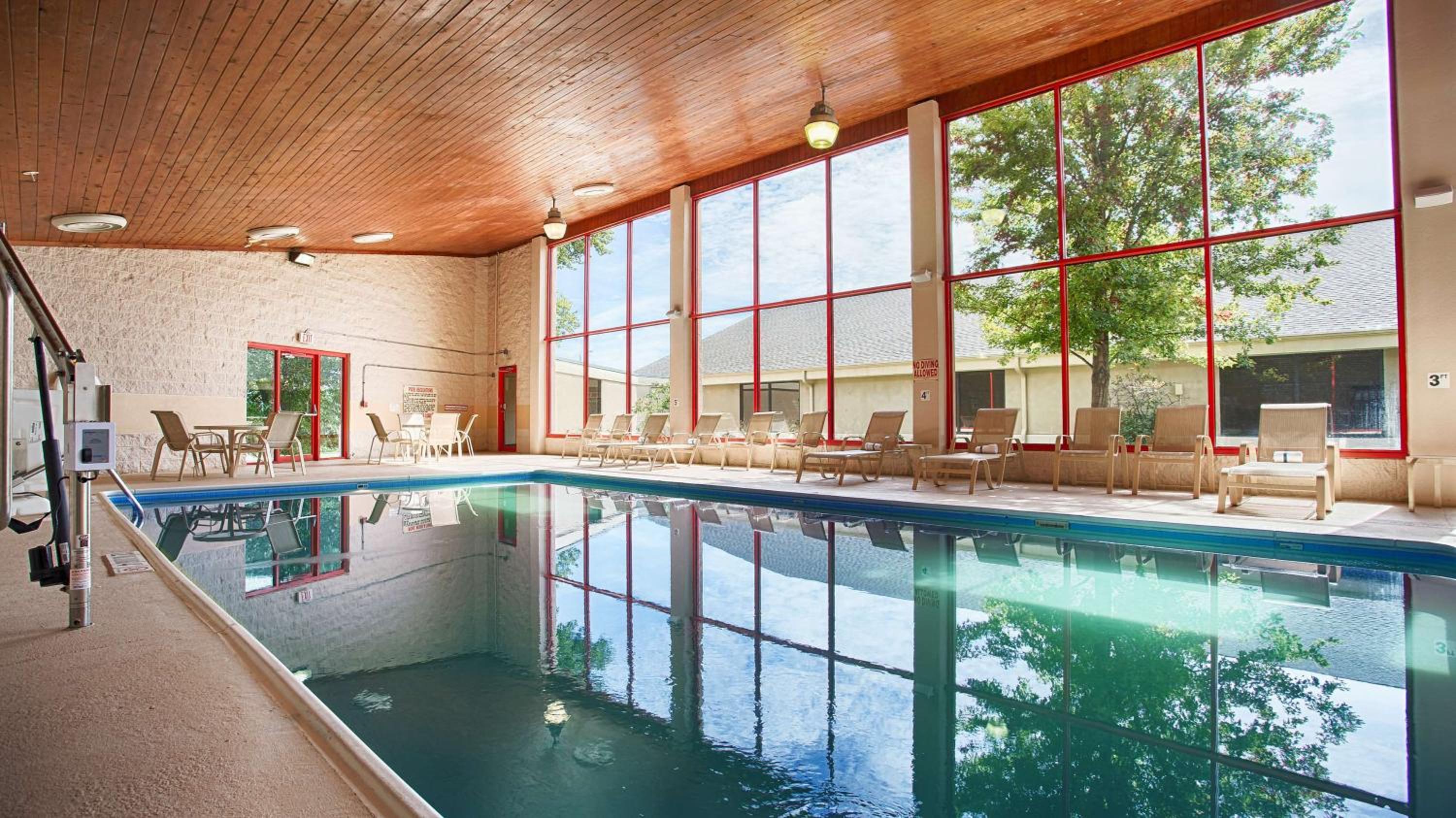 New York City Vacations - Best Western Plus York Hotel and Conference Center - Property Image 5