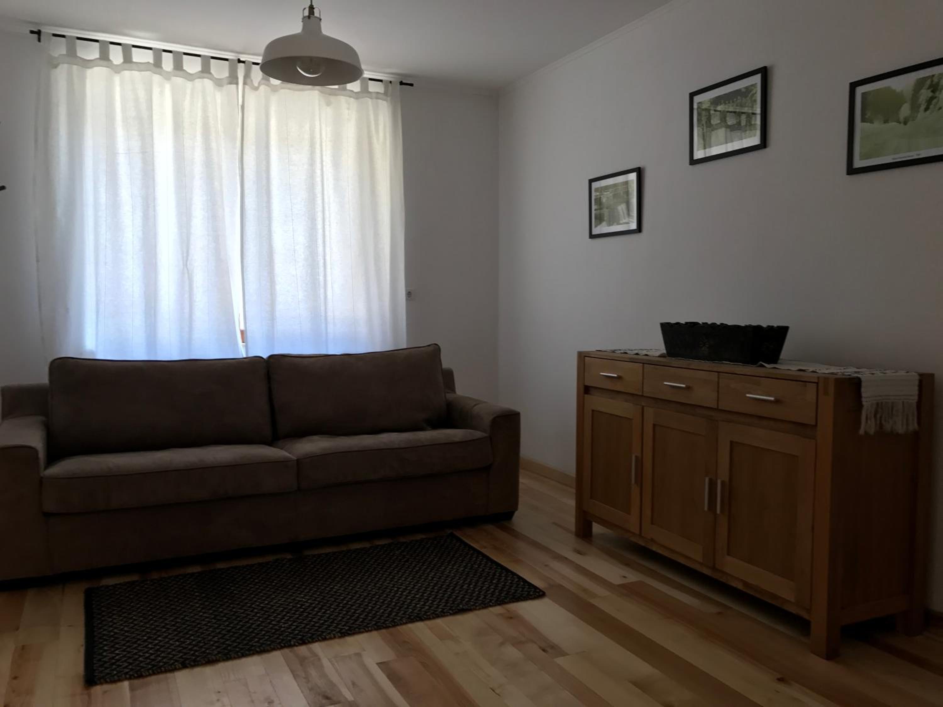 Anahouse