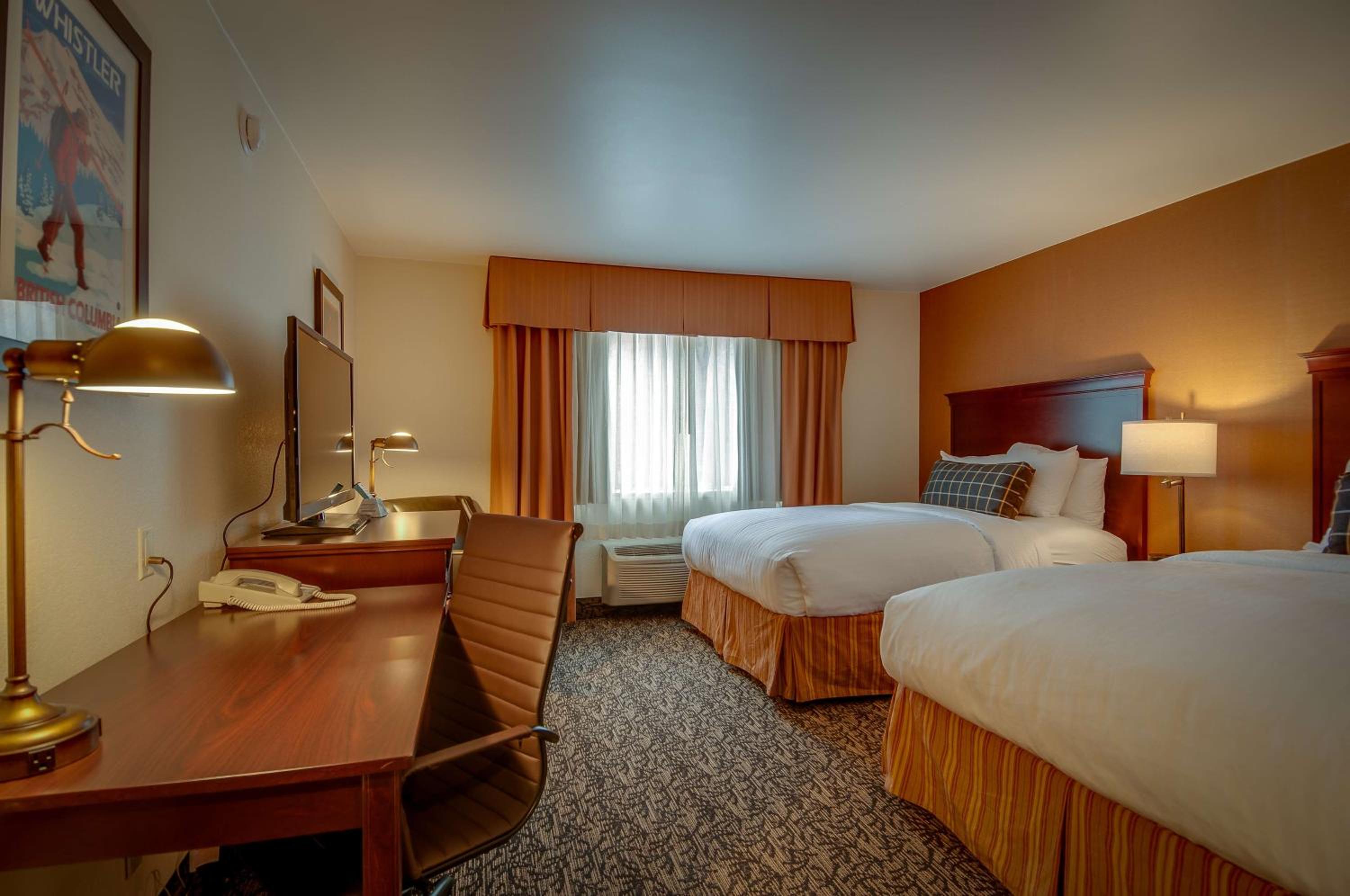 Lake Tahoe Vacations - Best Western Plus Truckee-Tahoe Hotel - Property Image 1