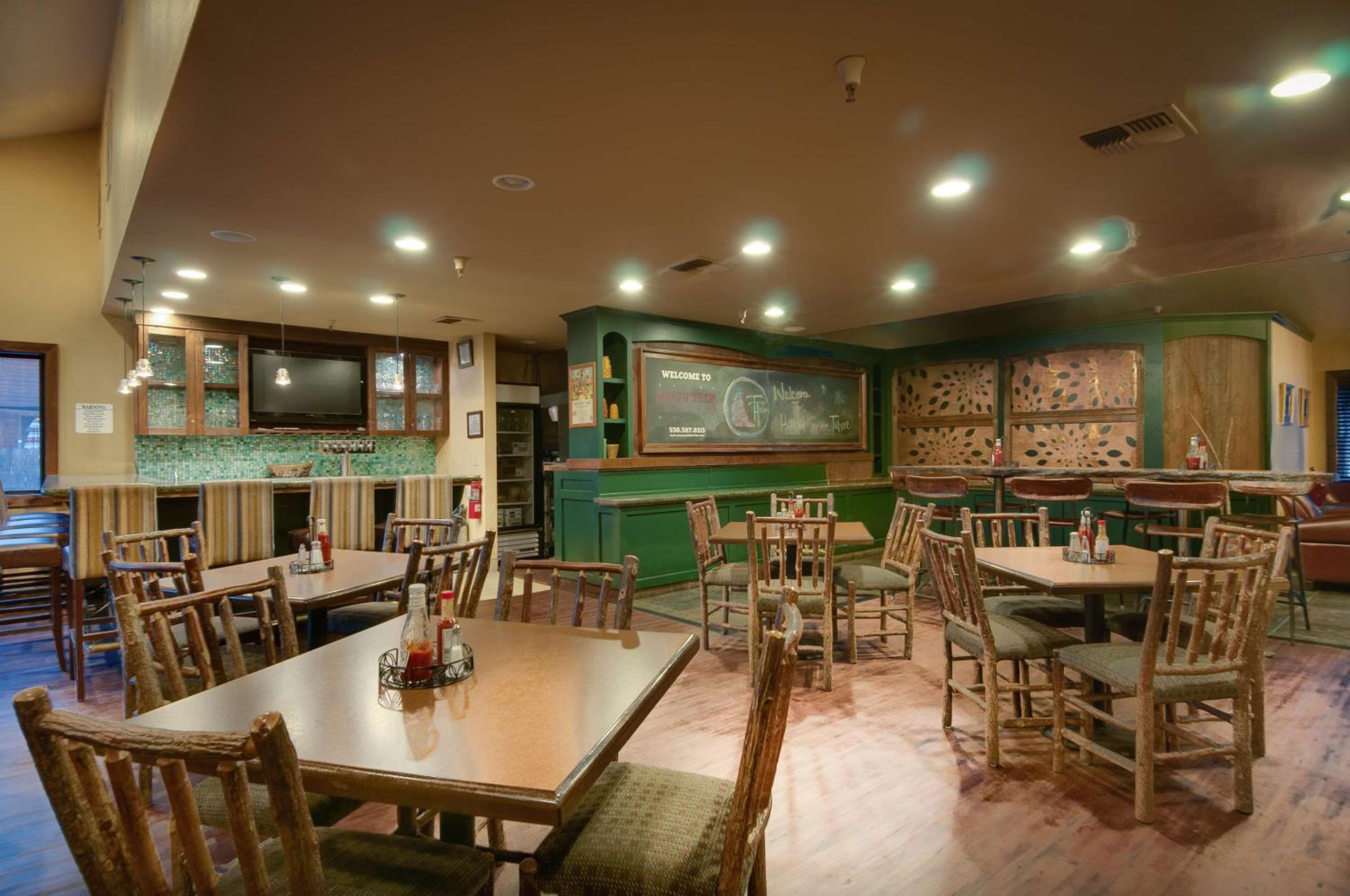 Lake Tahoe Vacations - Best Western Plus Truckee-Tahoe Hotel - Property Image 20
