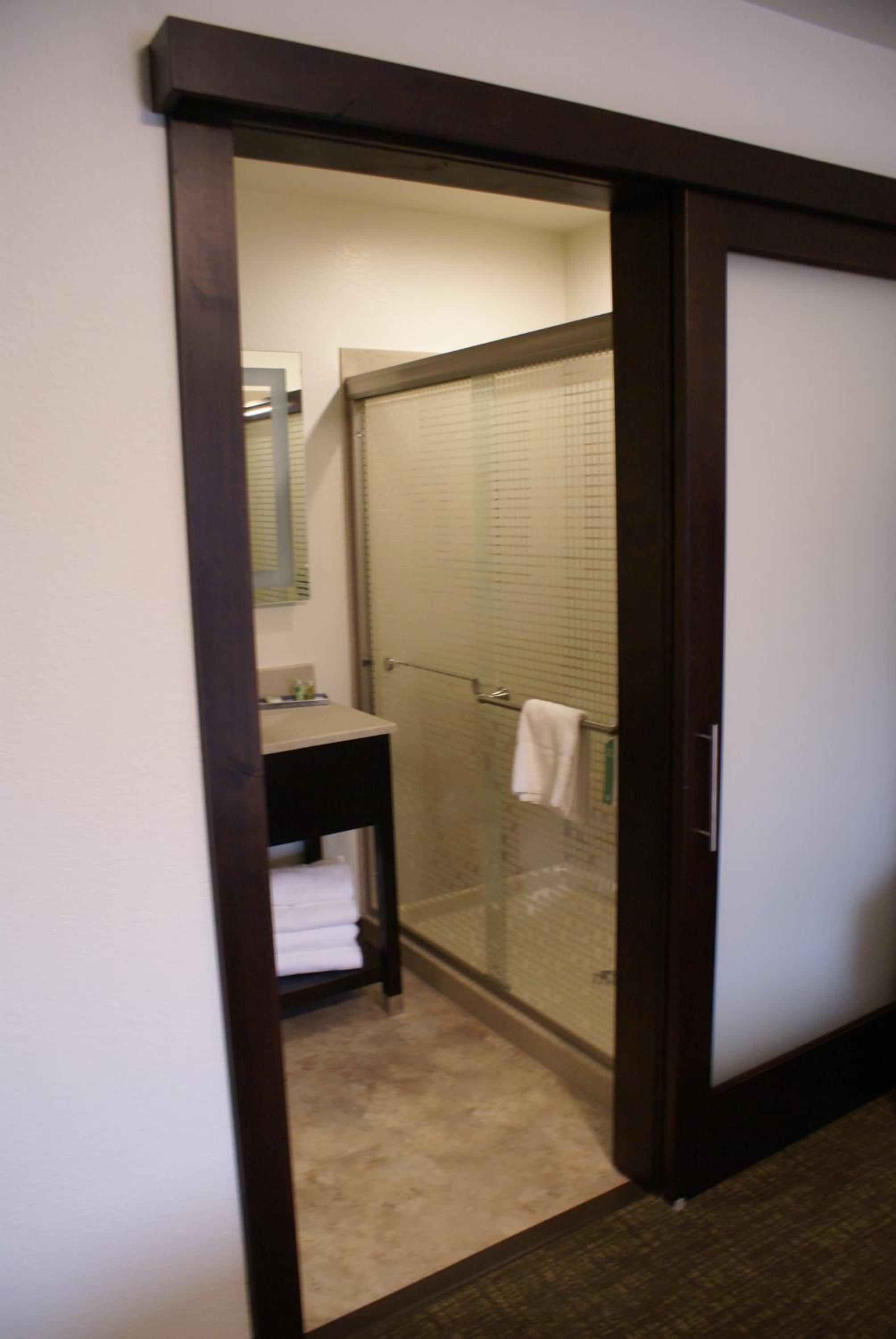 Boarders Inn & Suites by Cobblestone Hotels - Syracuse