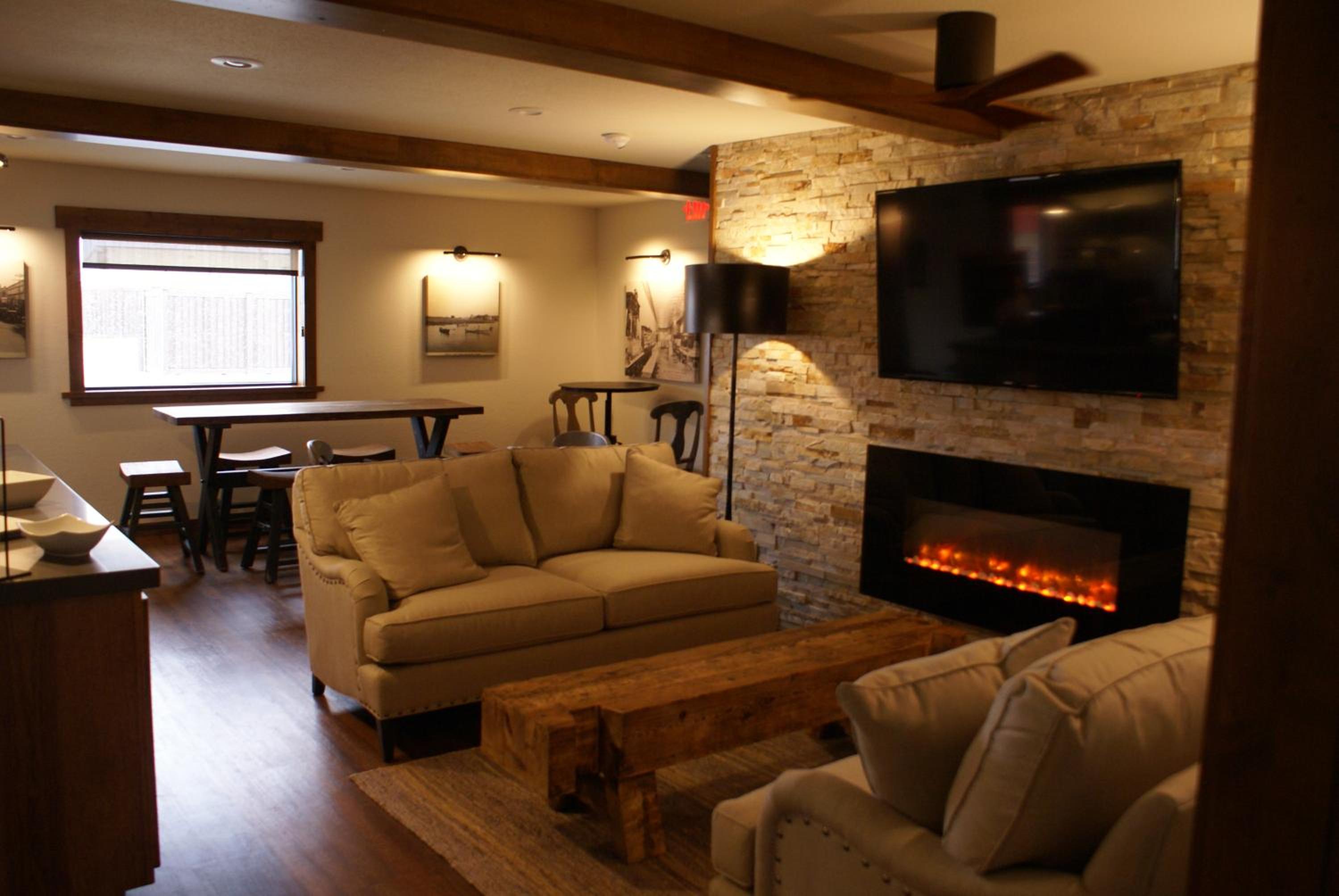 Boarders Inn & Suites by Cobblestone Hotels - Syracuse