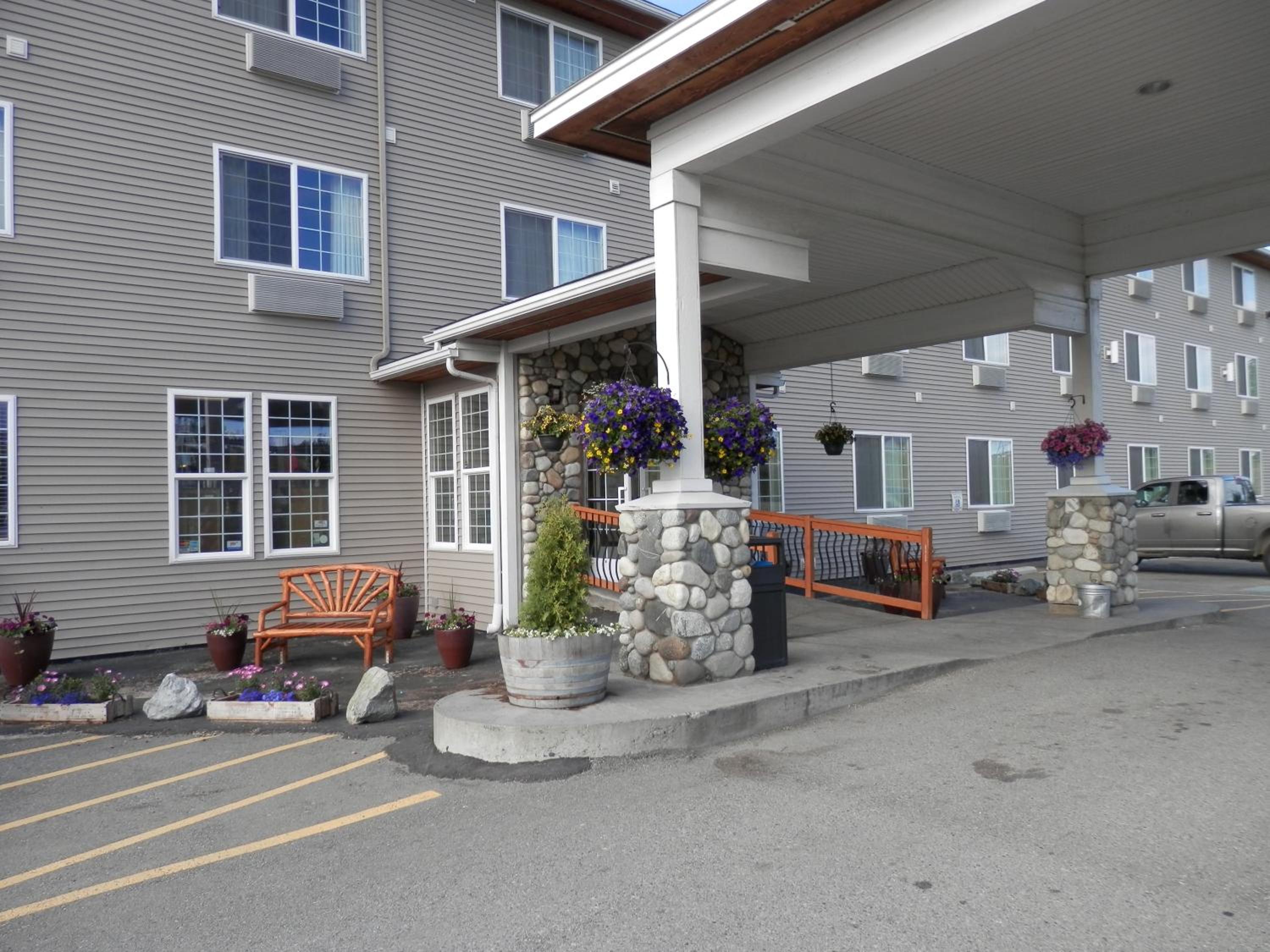 Hotel Grand View Inn & Suites