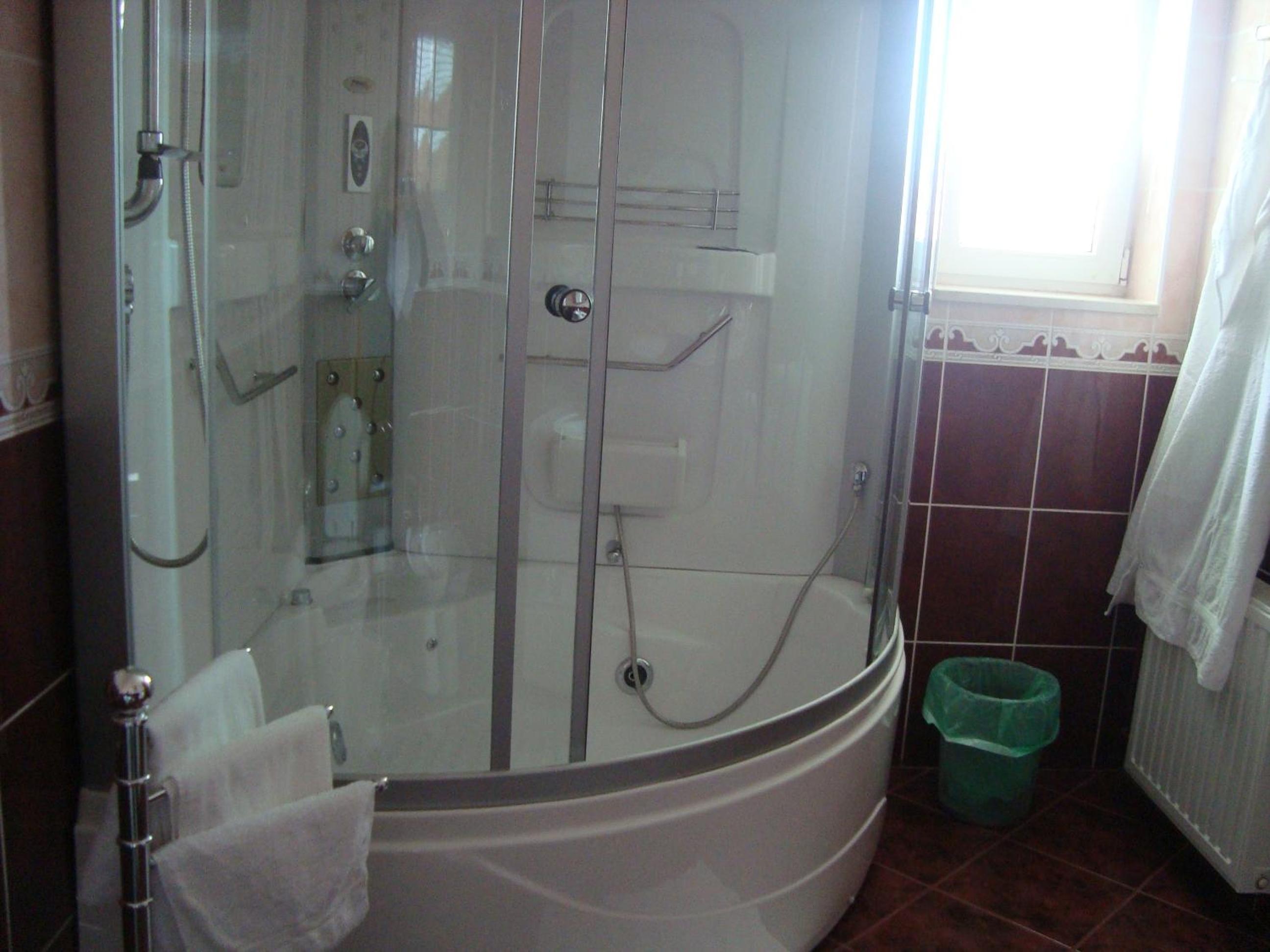 Photo 44