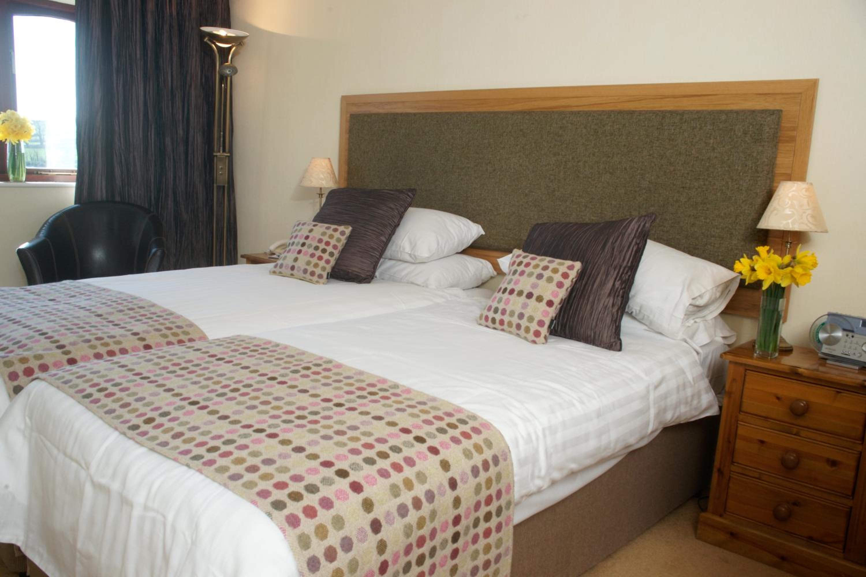 Wolfscastle Country Hotel