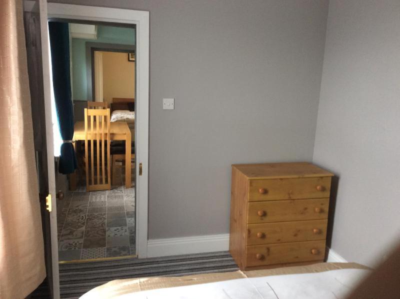 Mary Ann's Ballyheigue Cottage view 4