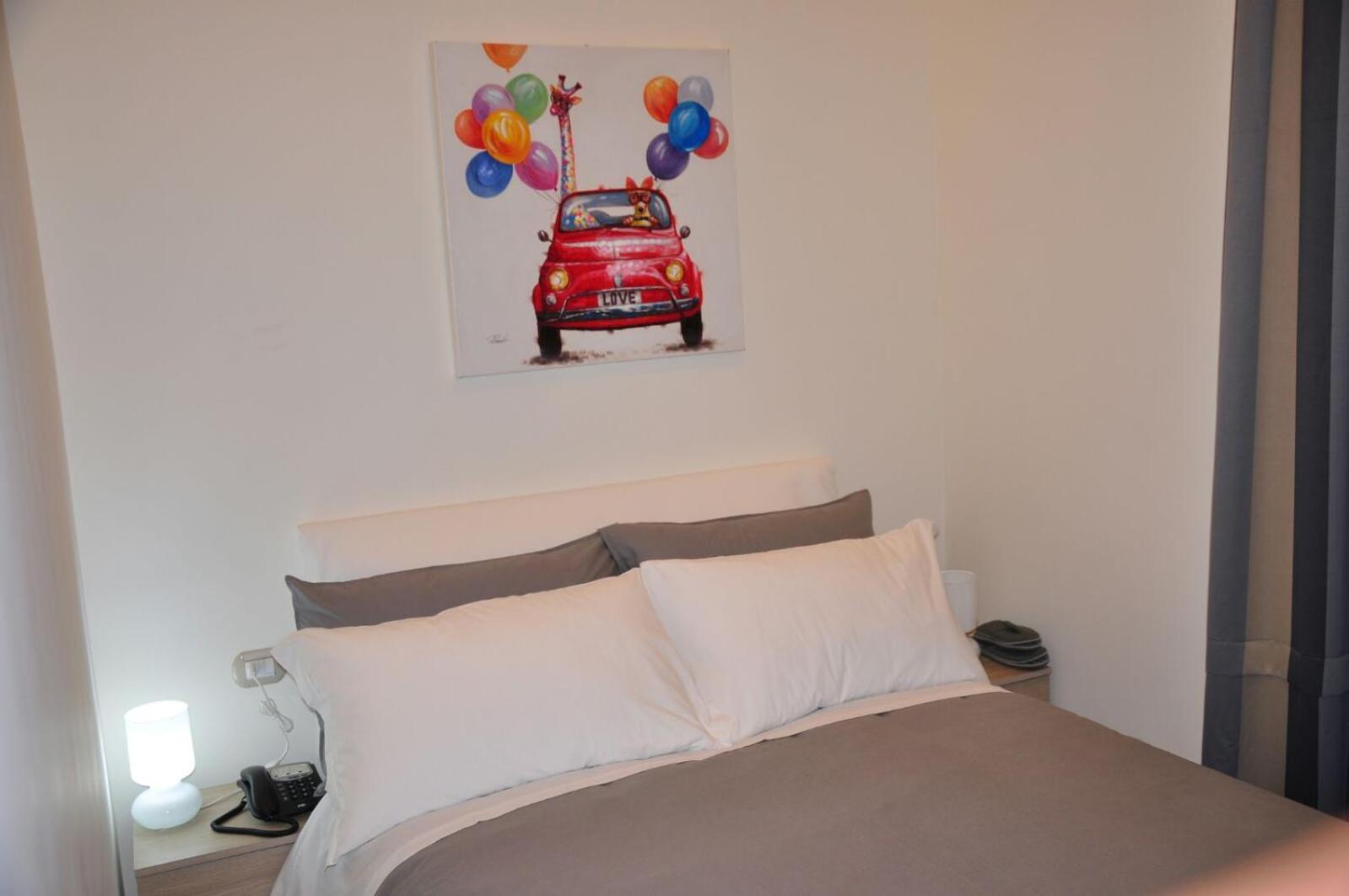 B&B Chiaia 216