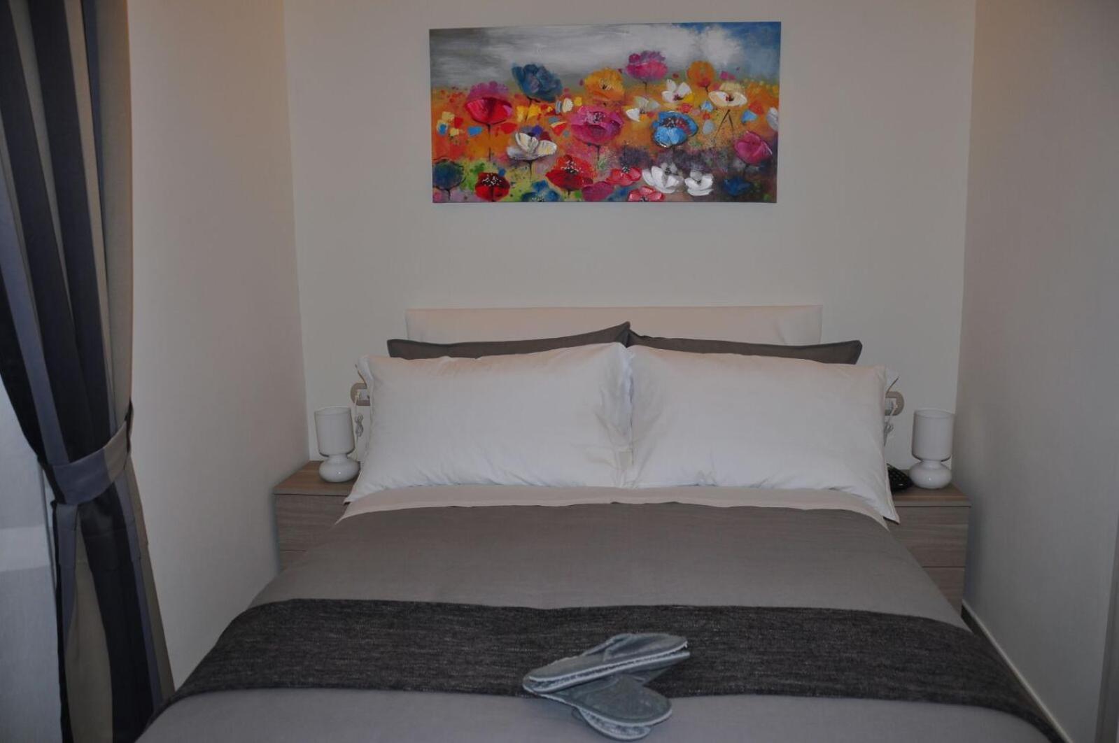 B&B Chiaia 216