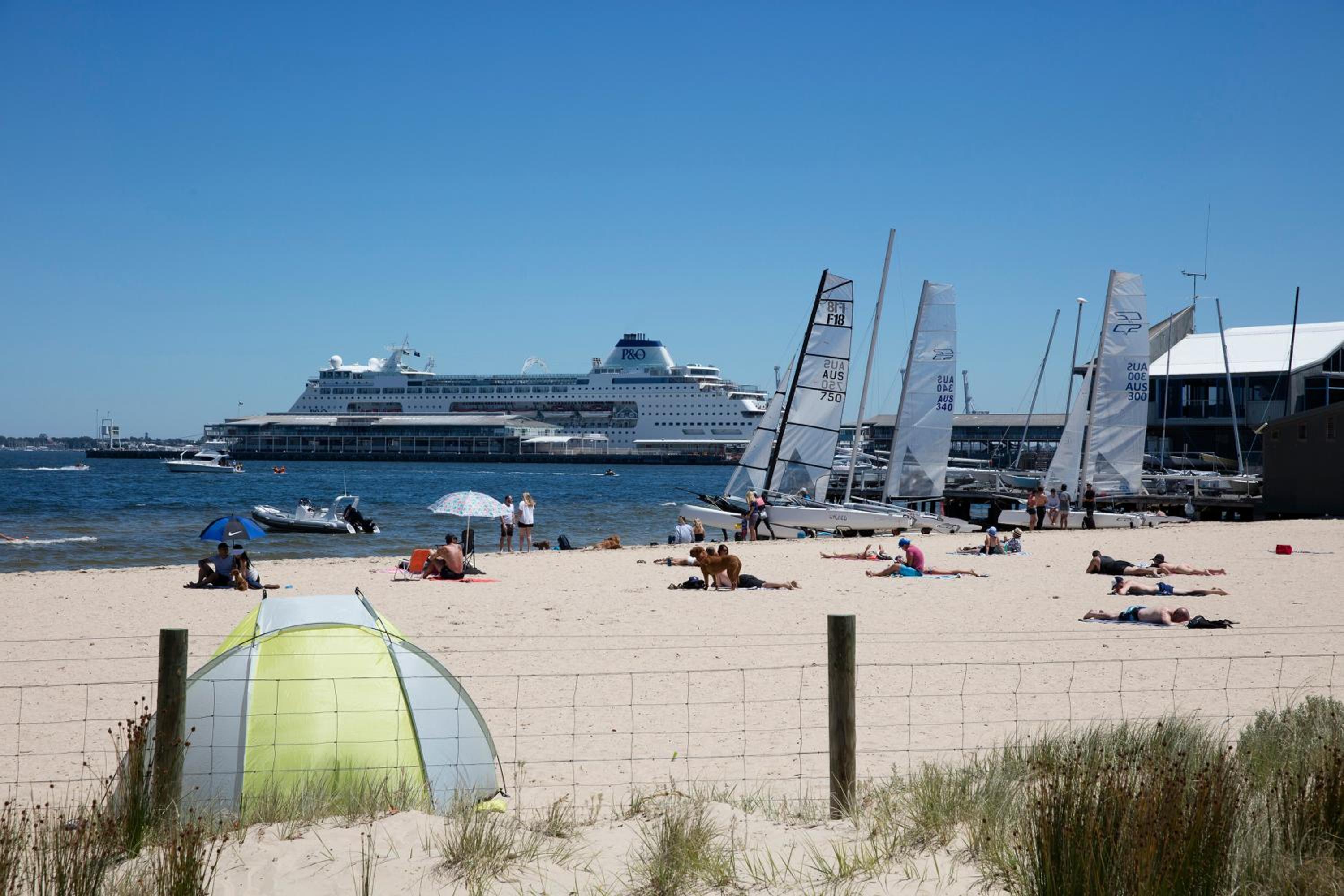 Beach Apartment Port Melbourne
