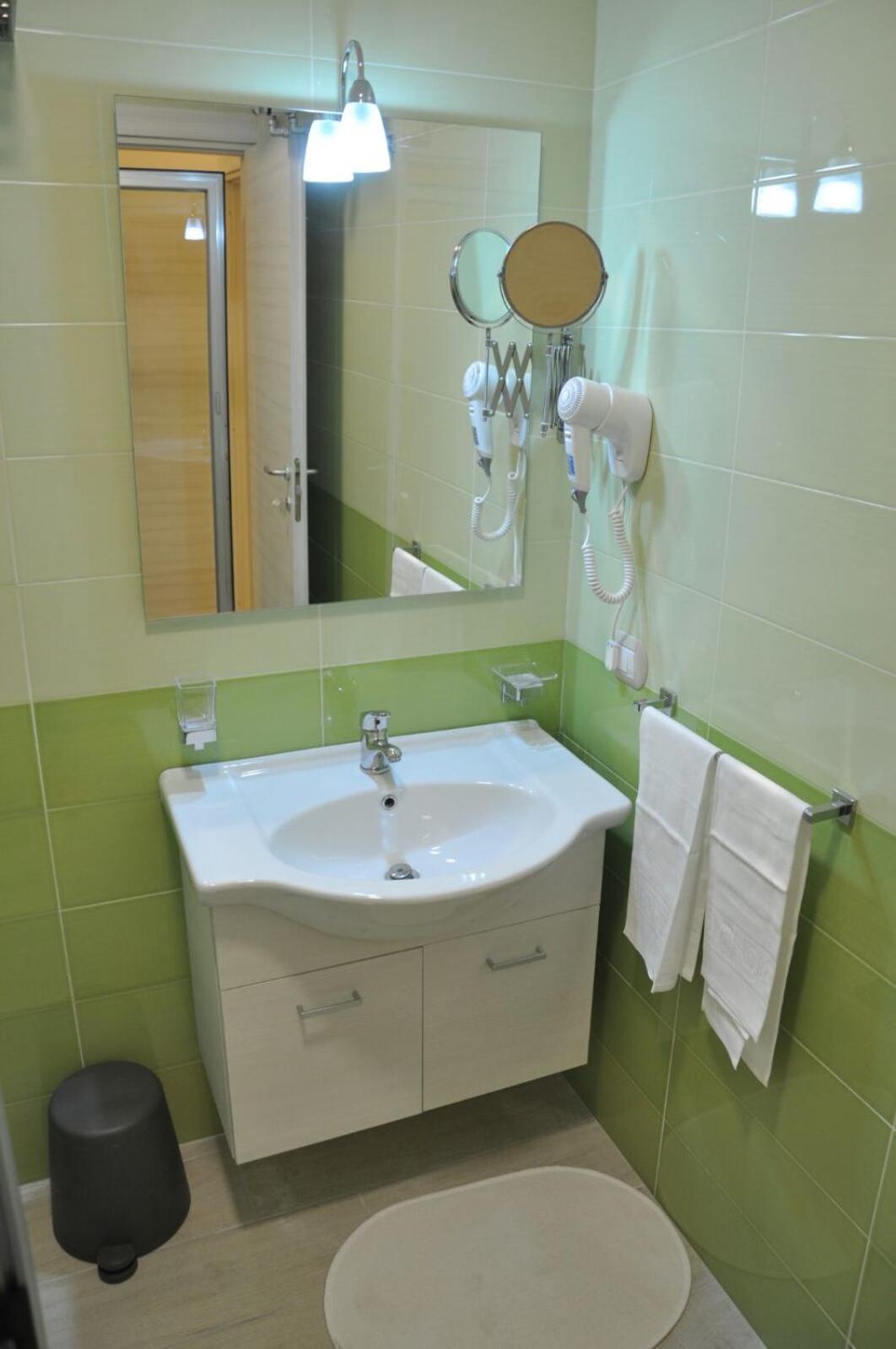 B&B Chiaia 216