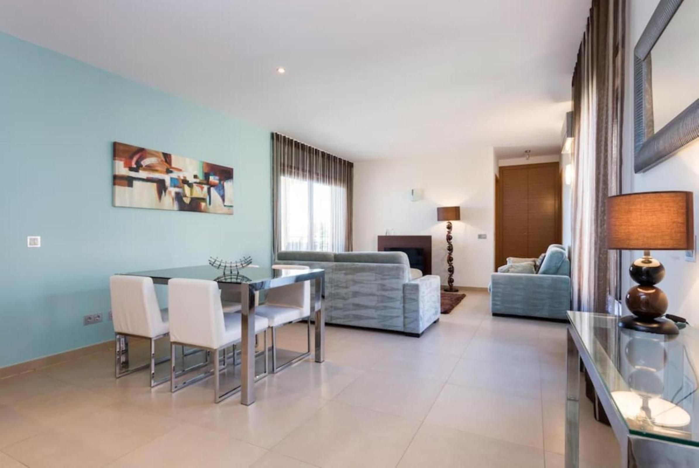 Mar da Luz en Luz — hotel room