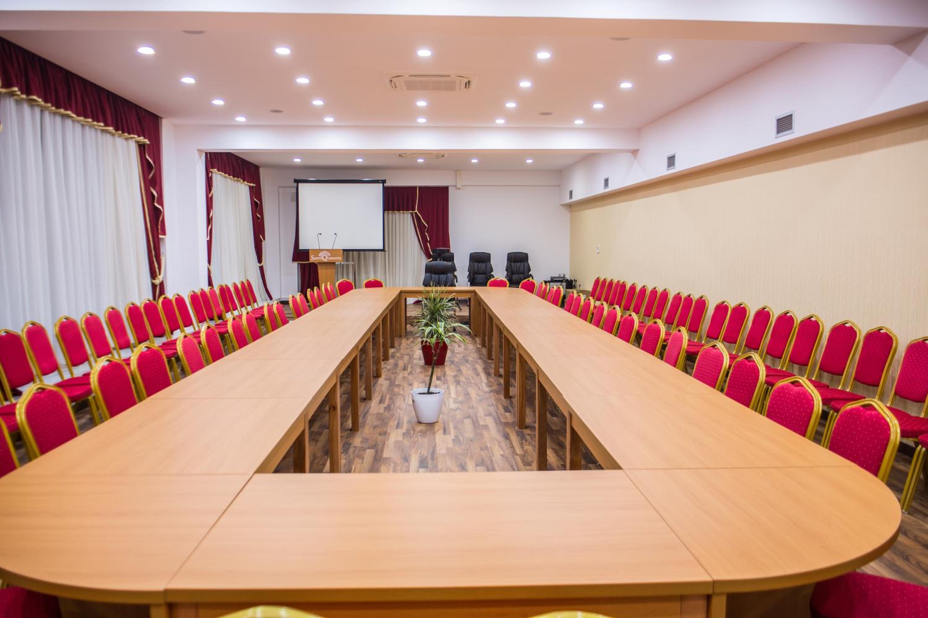Santa Quaranta Premium Resort