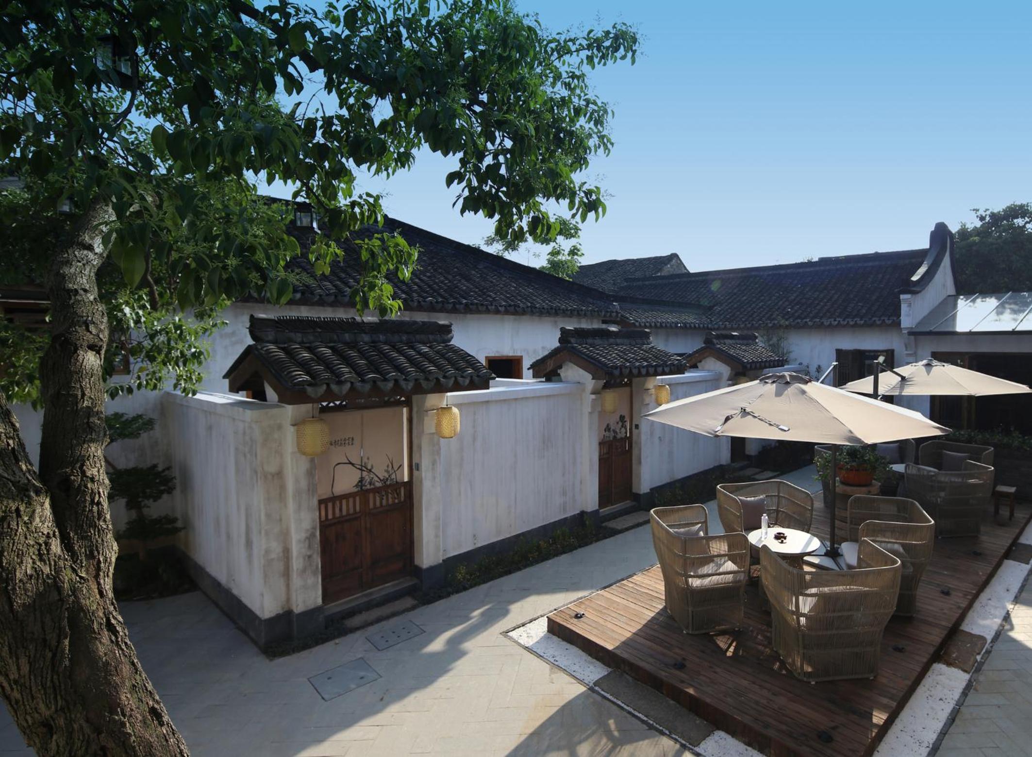 Floral Hotel · Yuexiang Inn Wuzhen