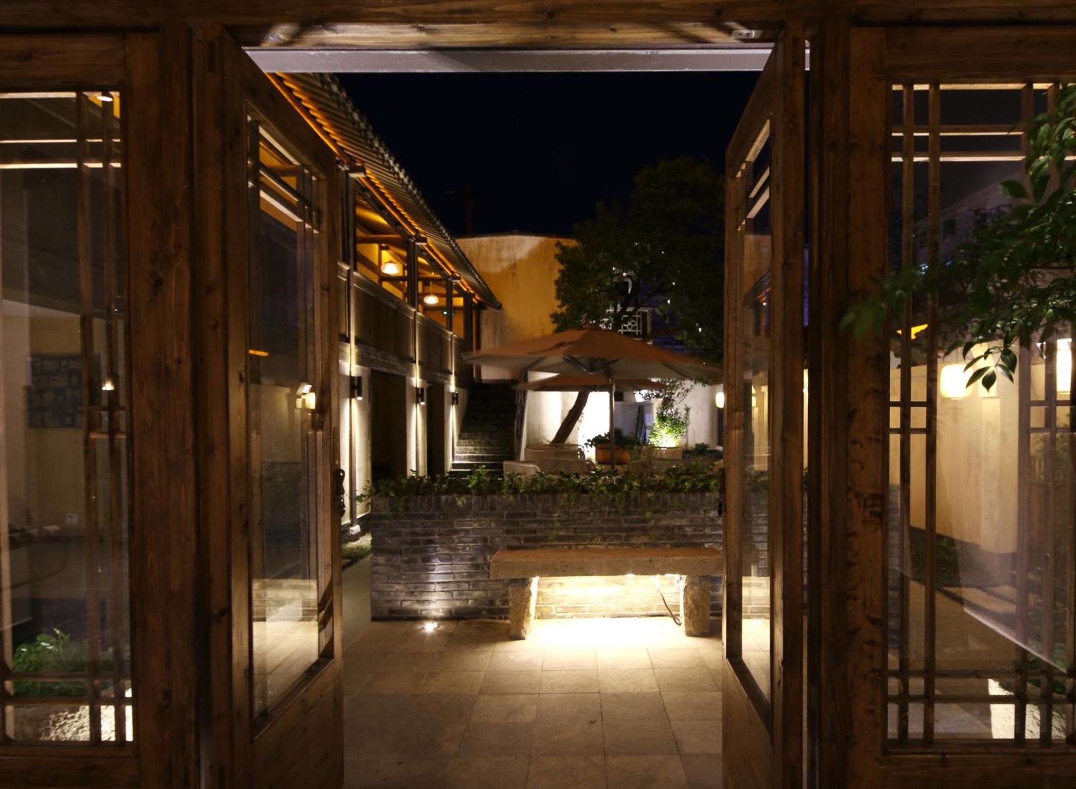 Floral Hotel · Yuexiang Inn Wuzhen
