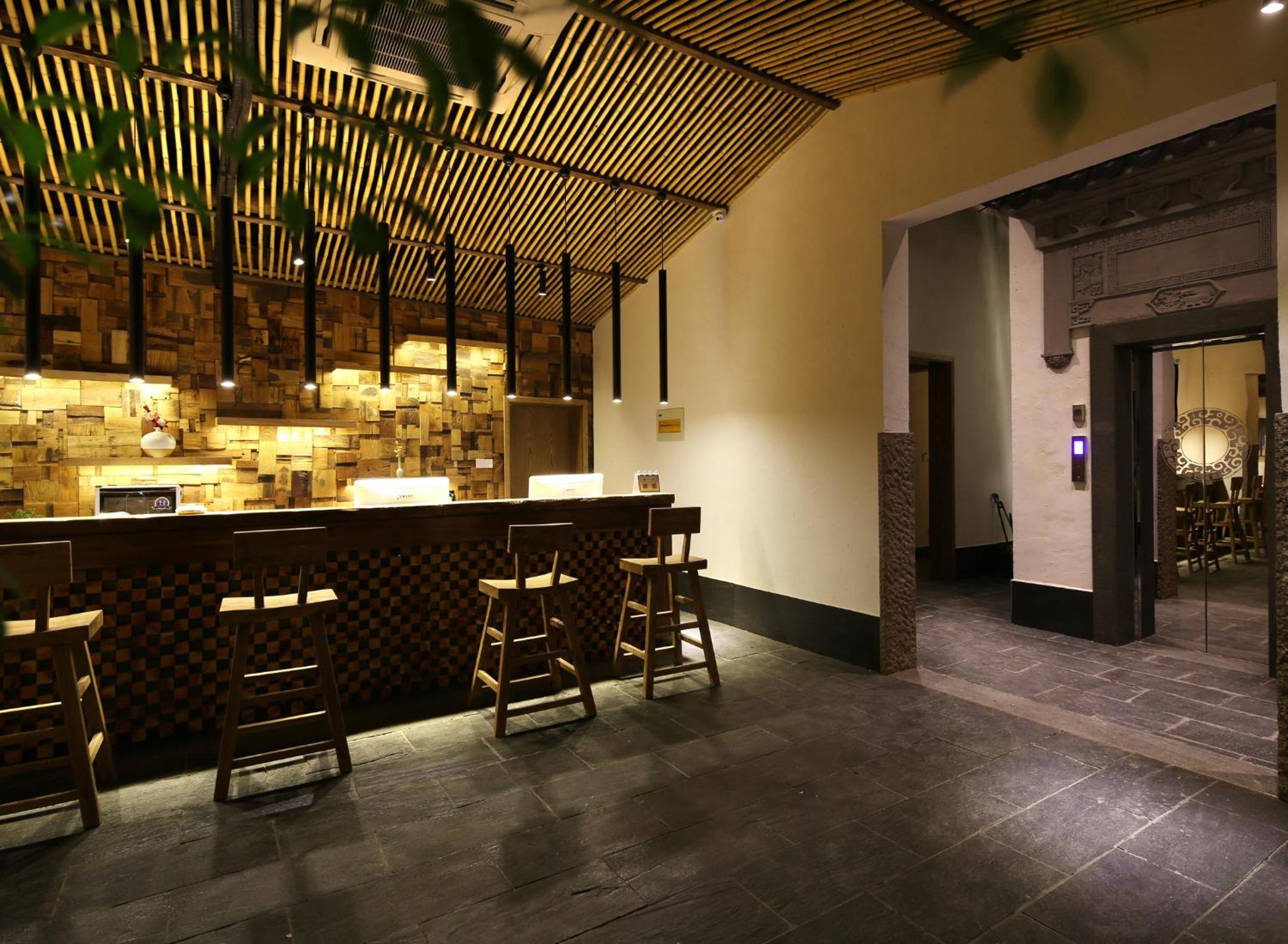 Floral Hotel · Yuexiang Inn Wuzhen
