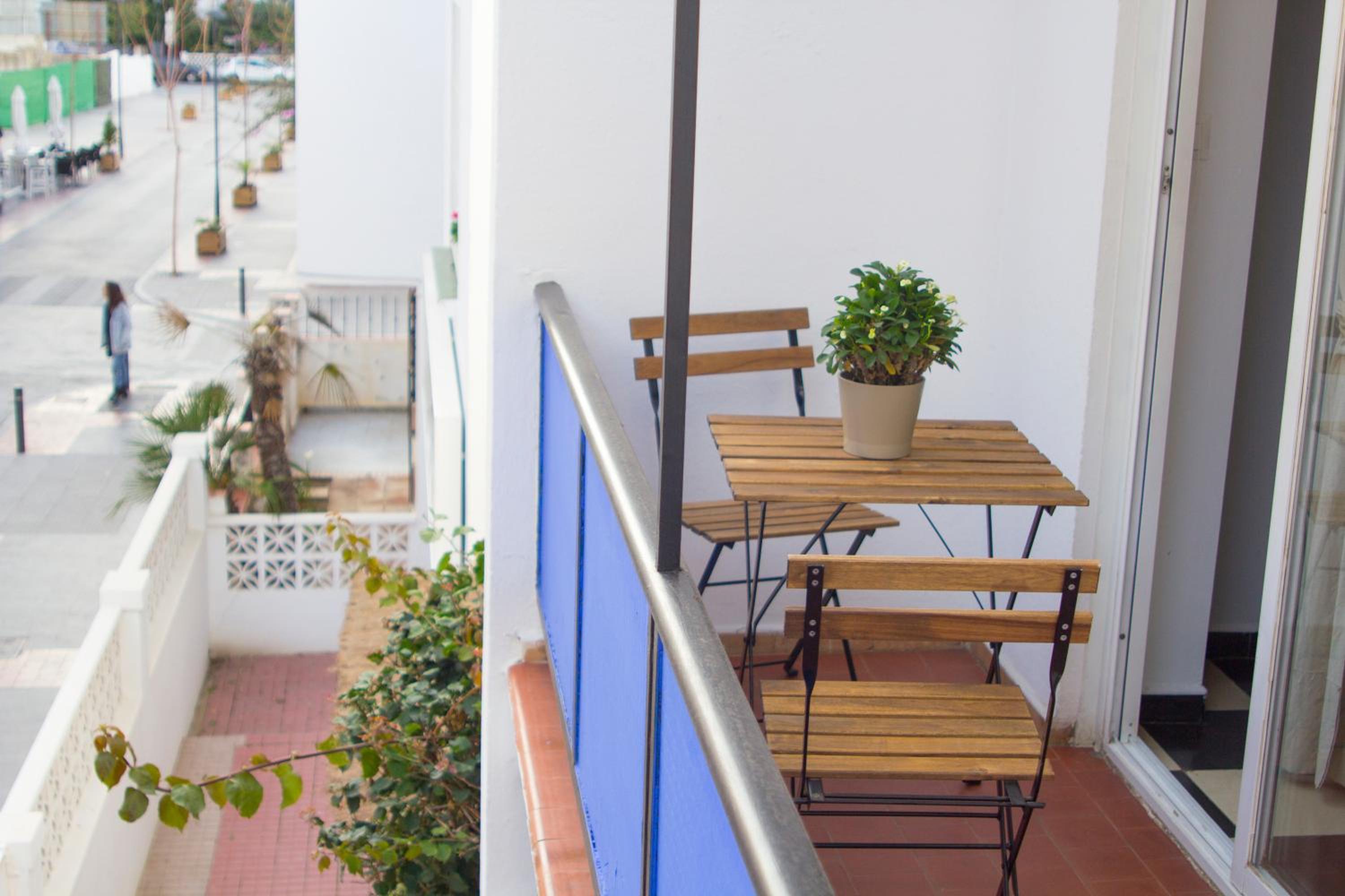 balcony