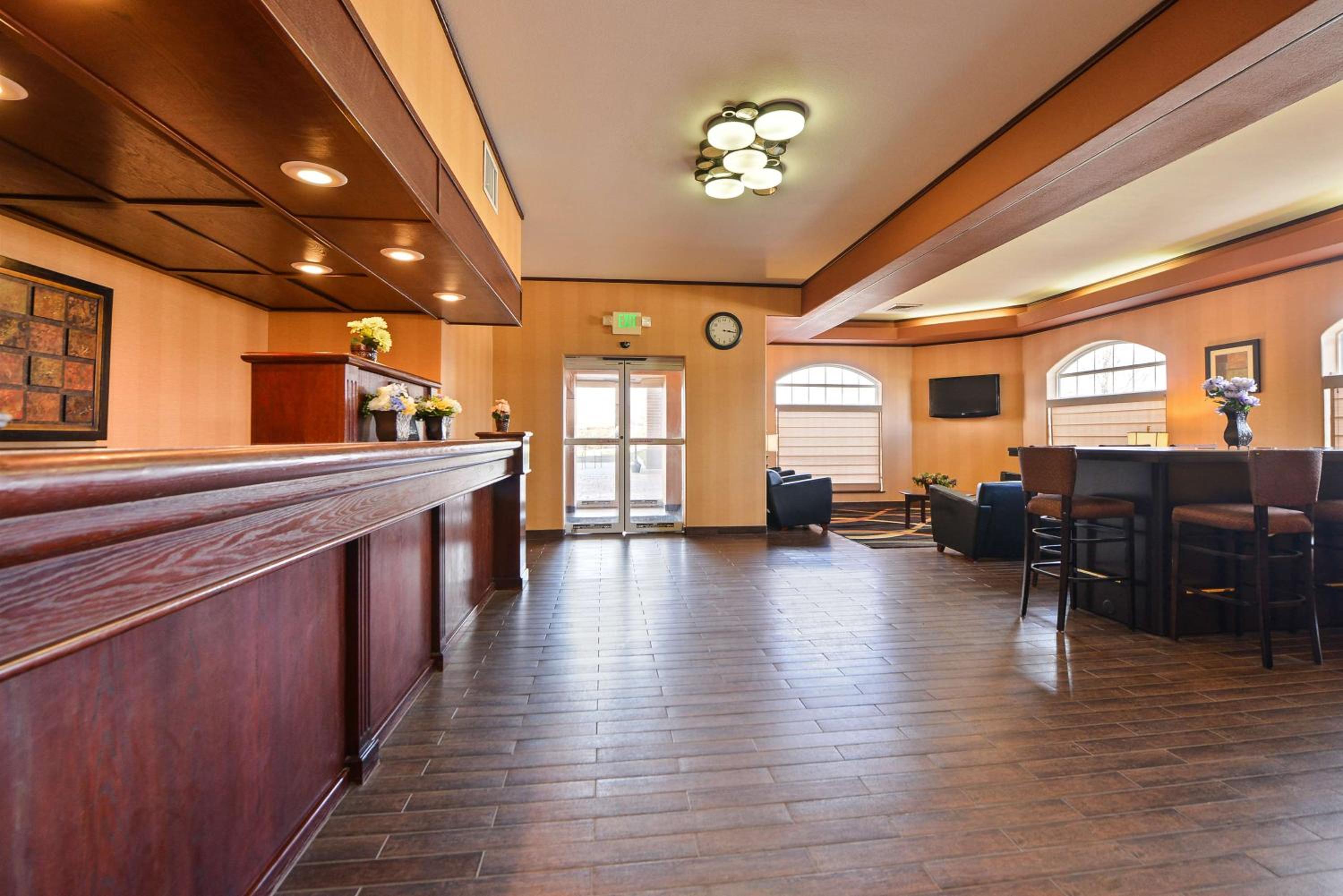 Boise Vacations - Best Western Plus Meridian - Property Image 4