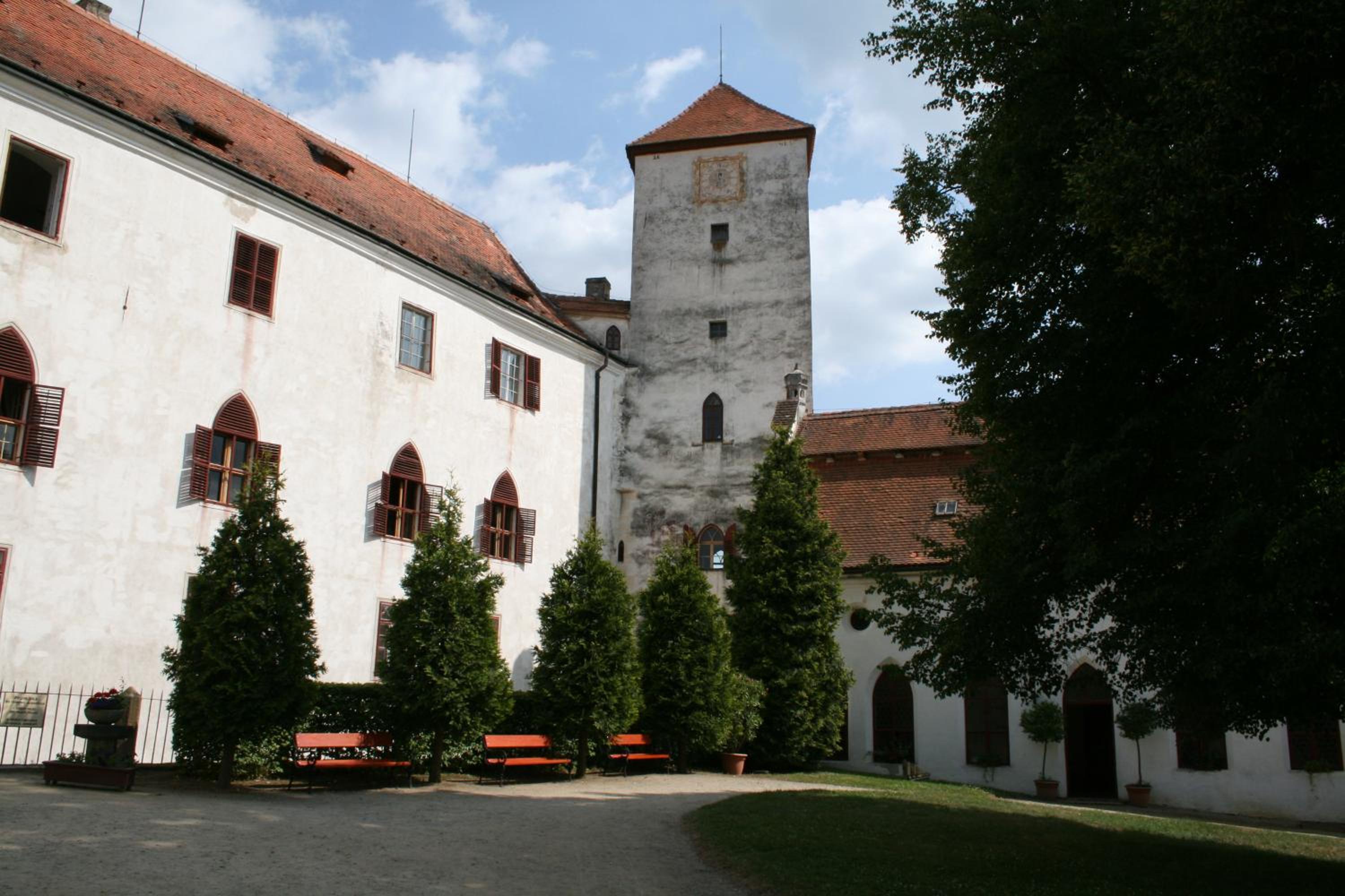 Photo 48