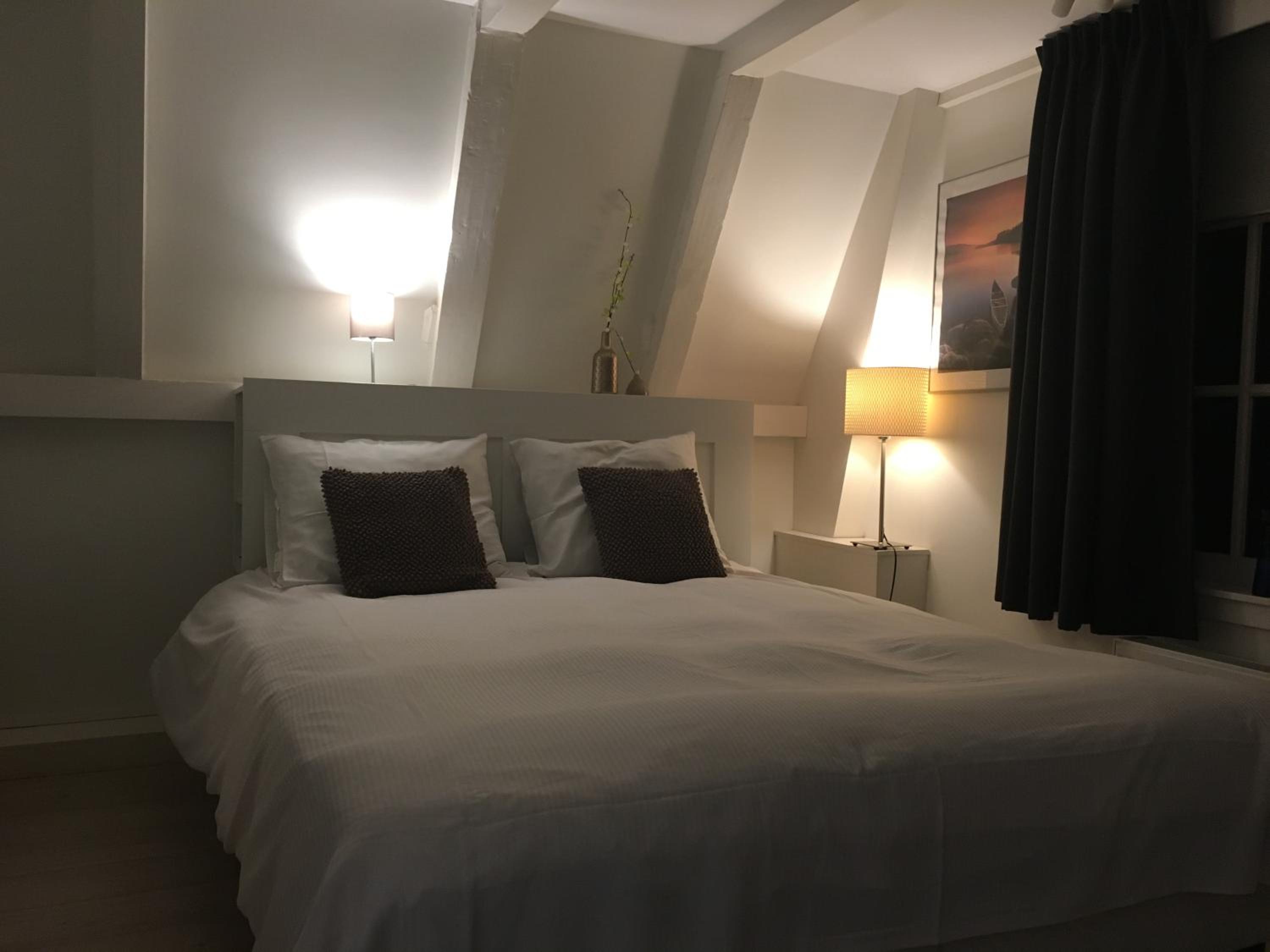 Nine Streets Inn