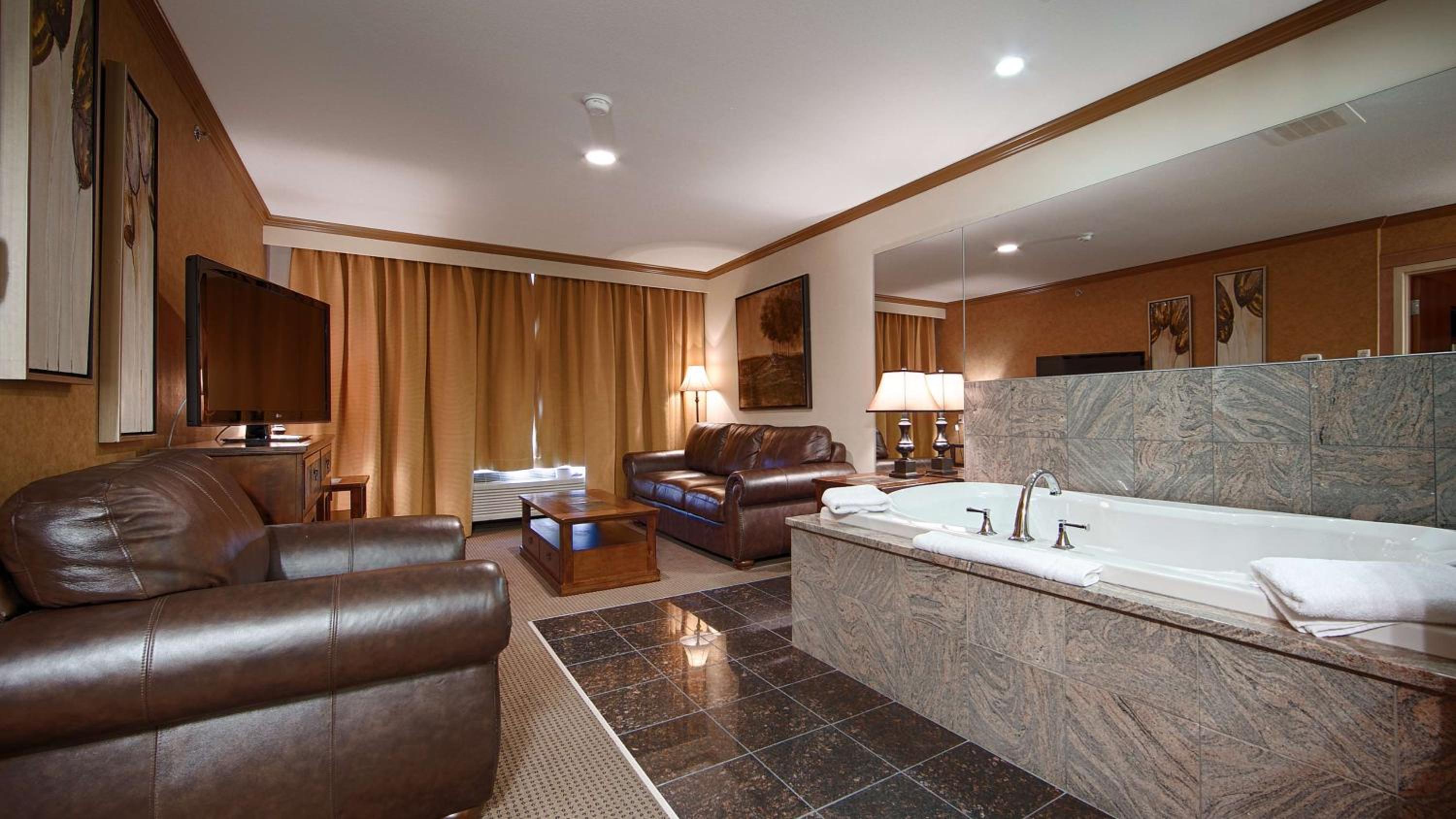 Camrose Resort Hotel