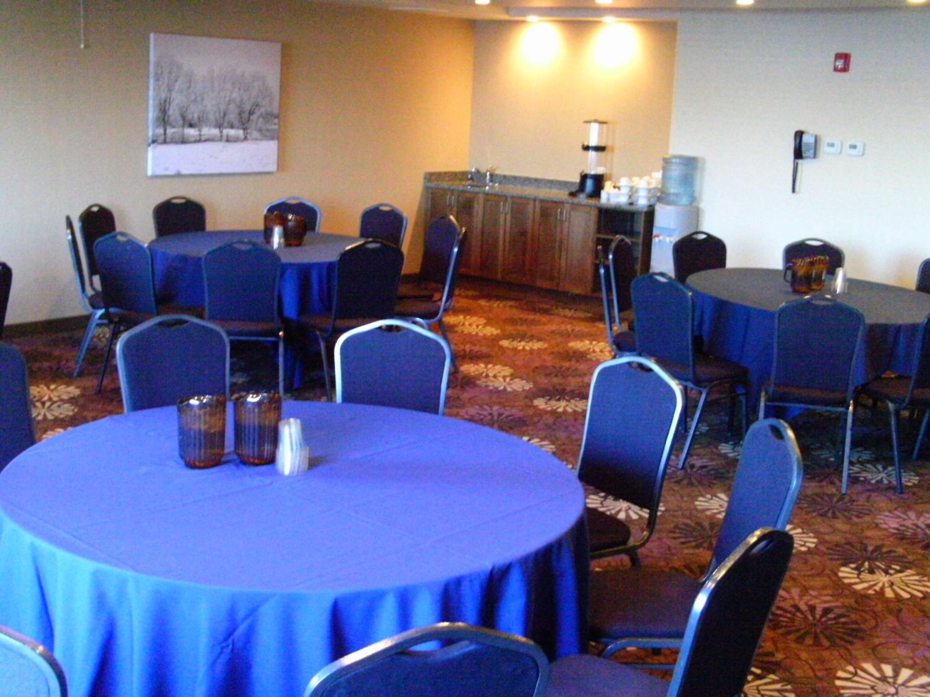 Camrose Resort Hotel