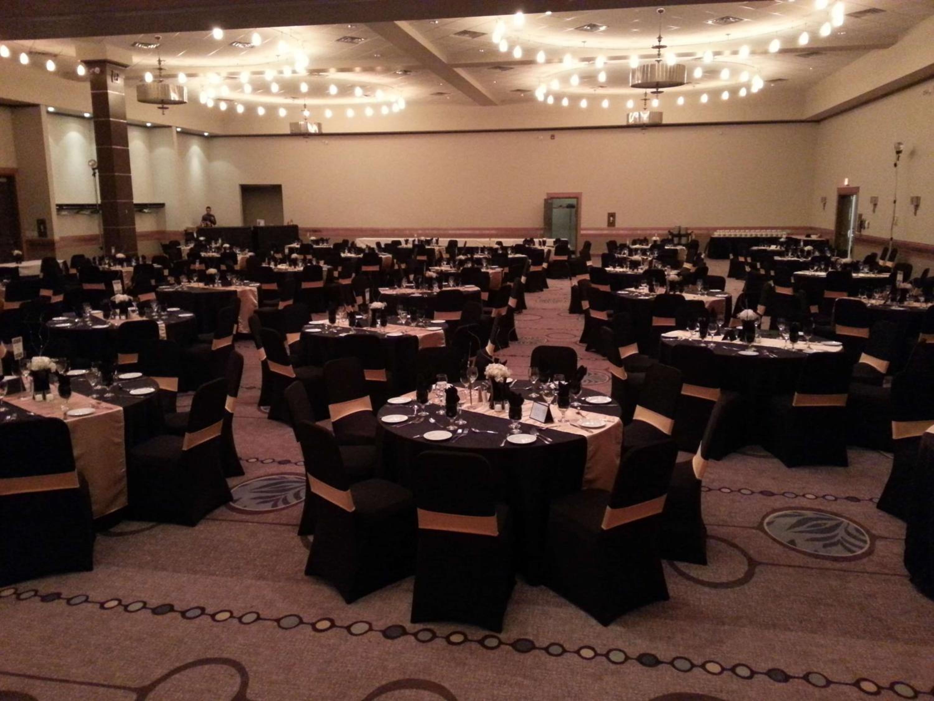 Camrose Resort Hotel